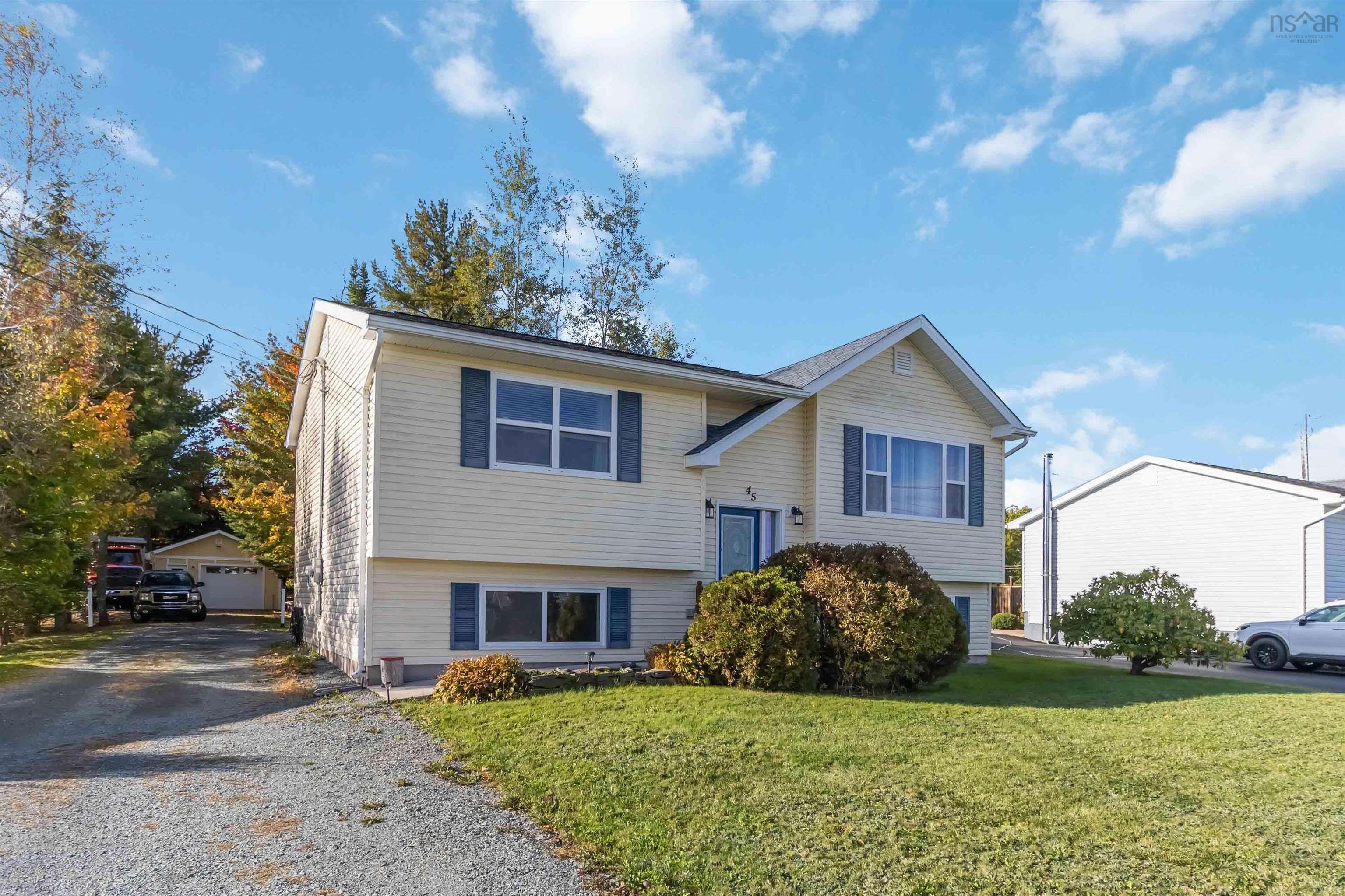 45 Grove Avenue, Beaver Bank, NS (MLS 202607429)