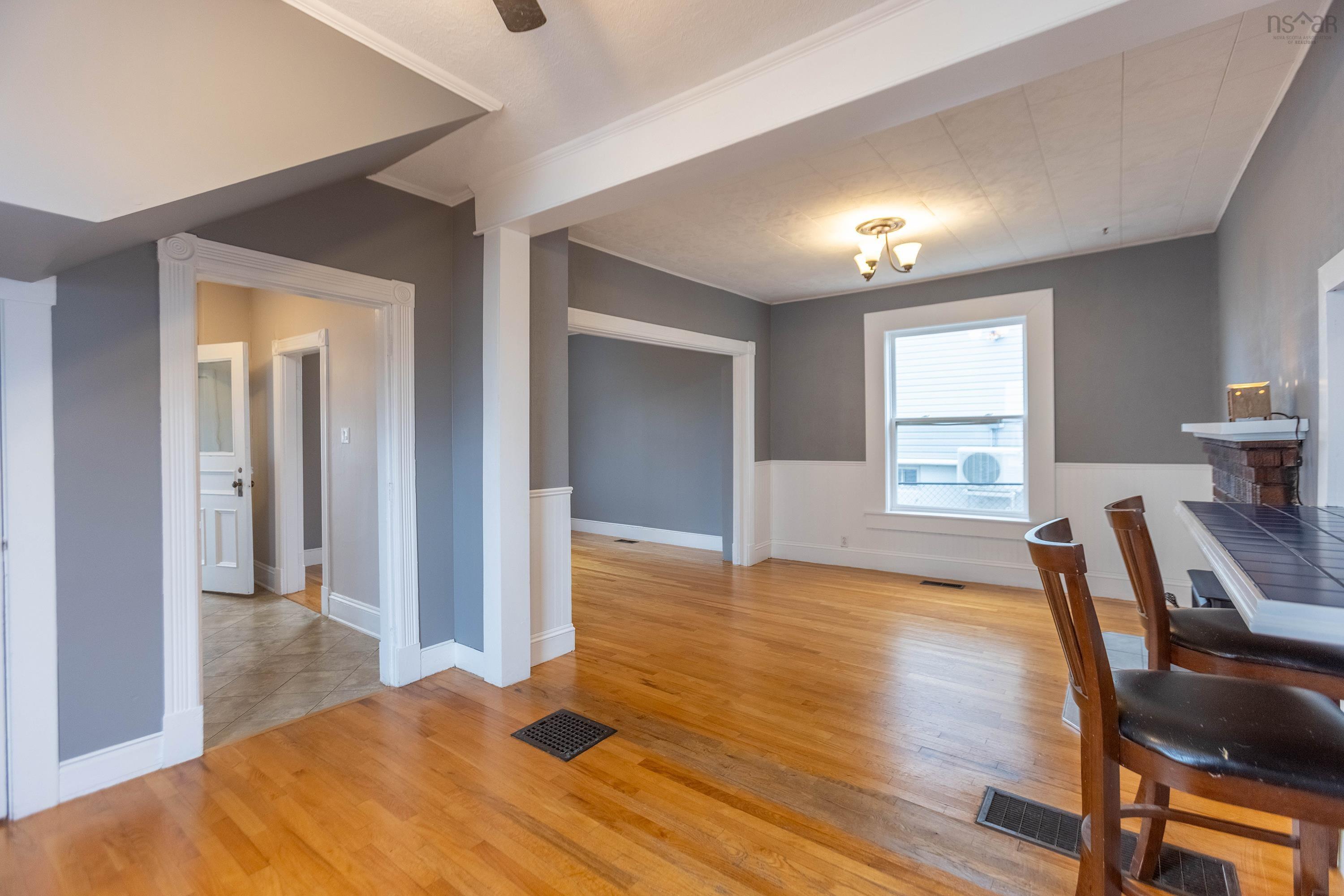 $279,900.00: 14 Allison Avenue, Amherst