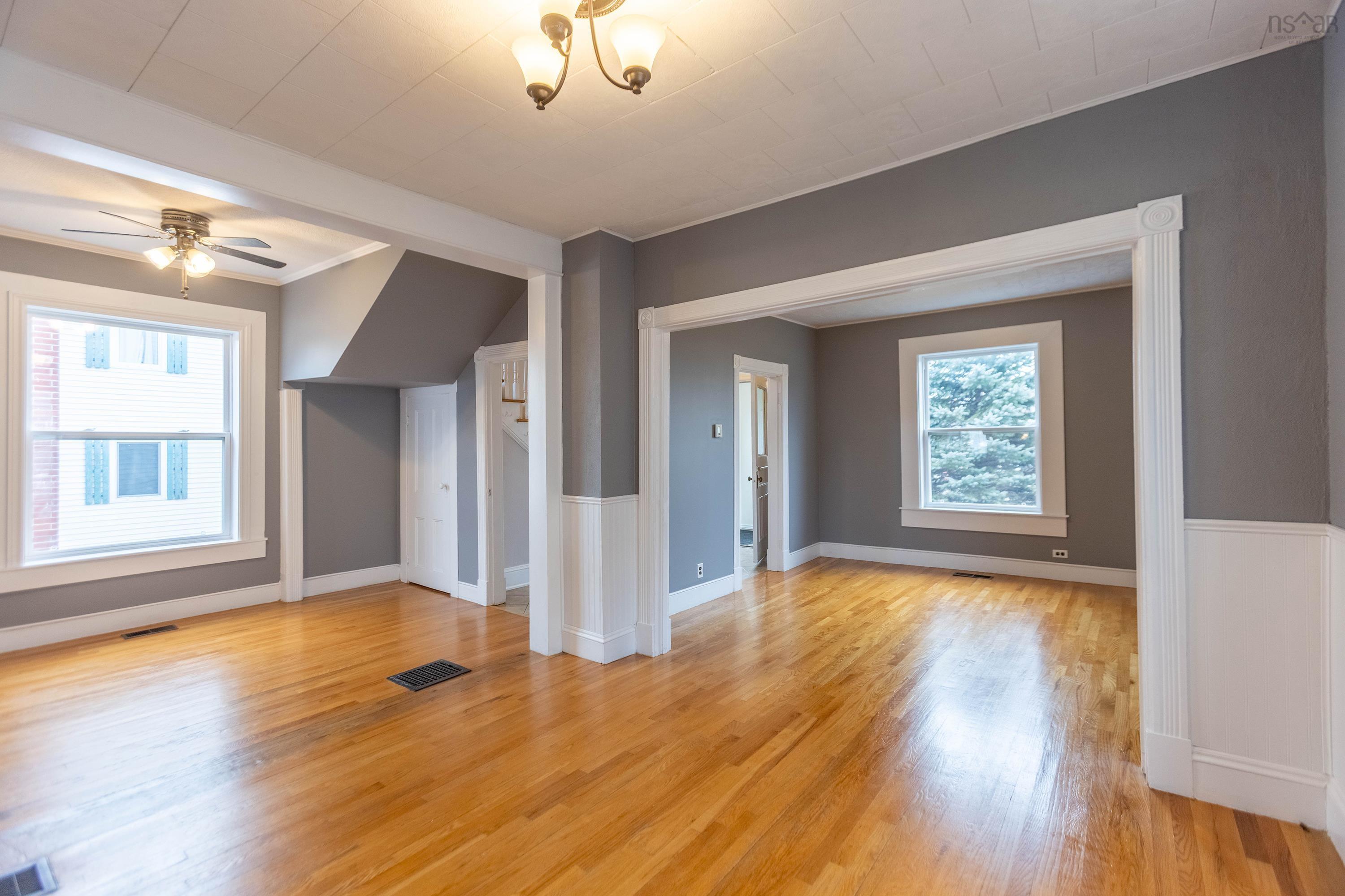 $279,900.00: 14 Allison Avenue, Amherst