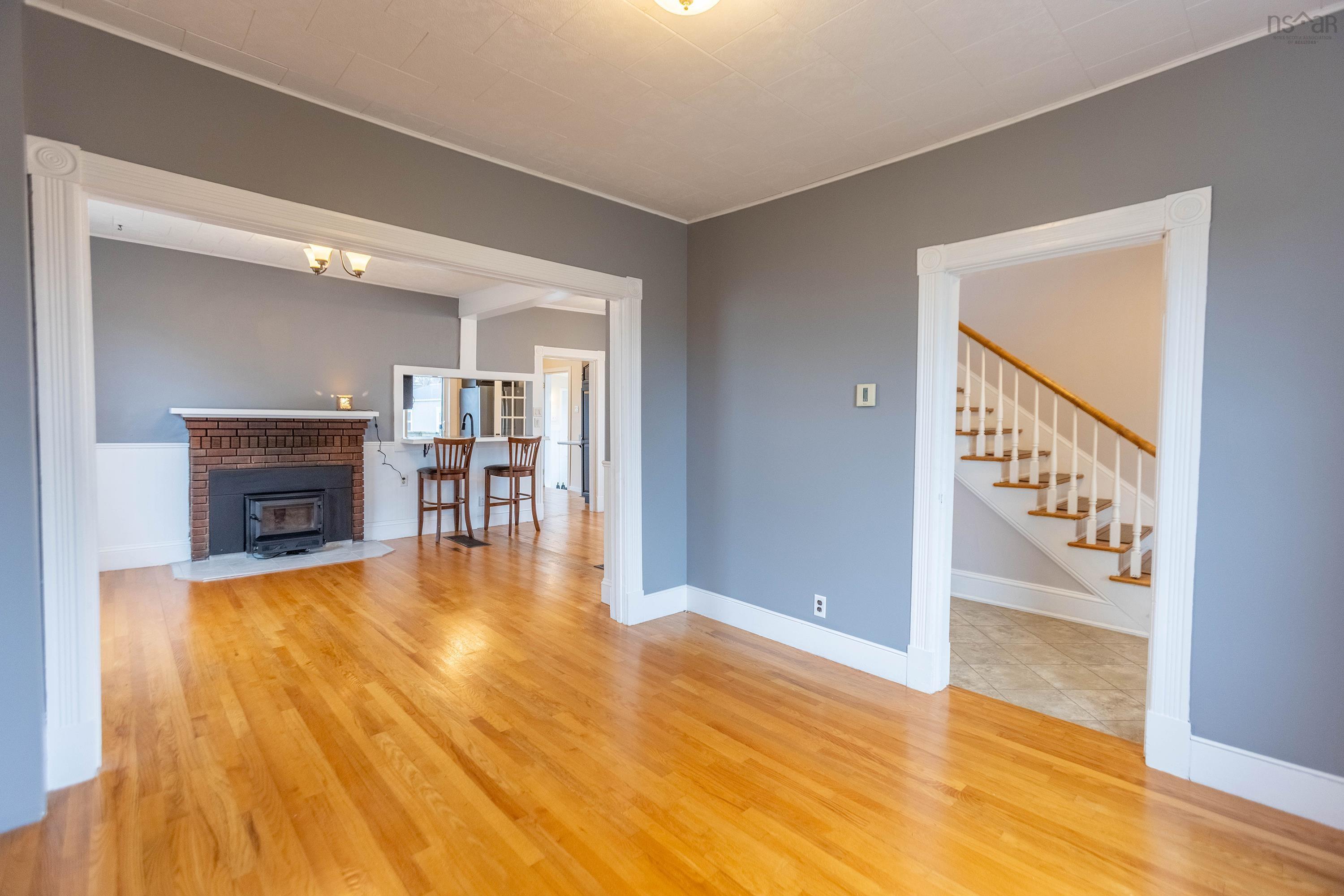$279,900.00: 14 Allison Avenue, Amherst