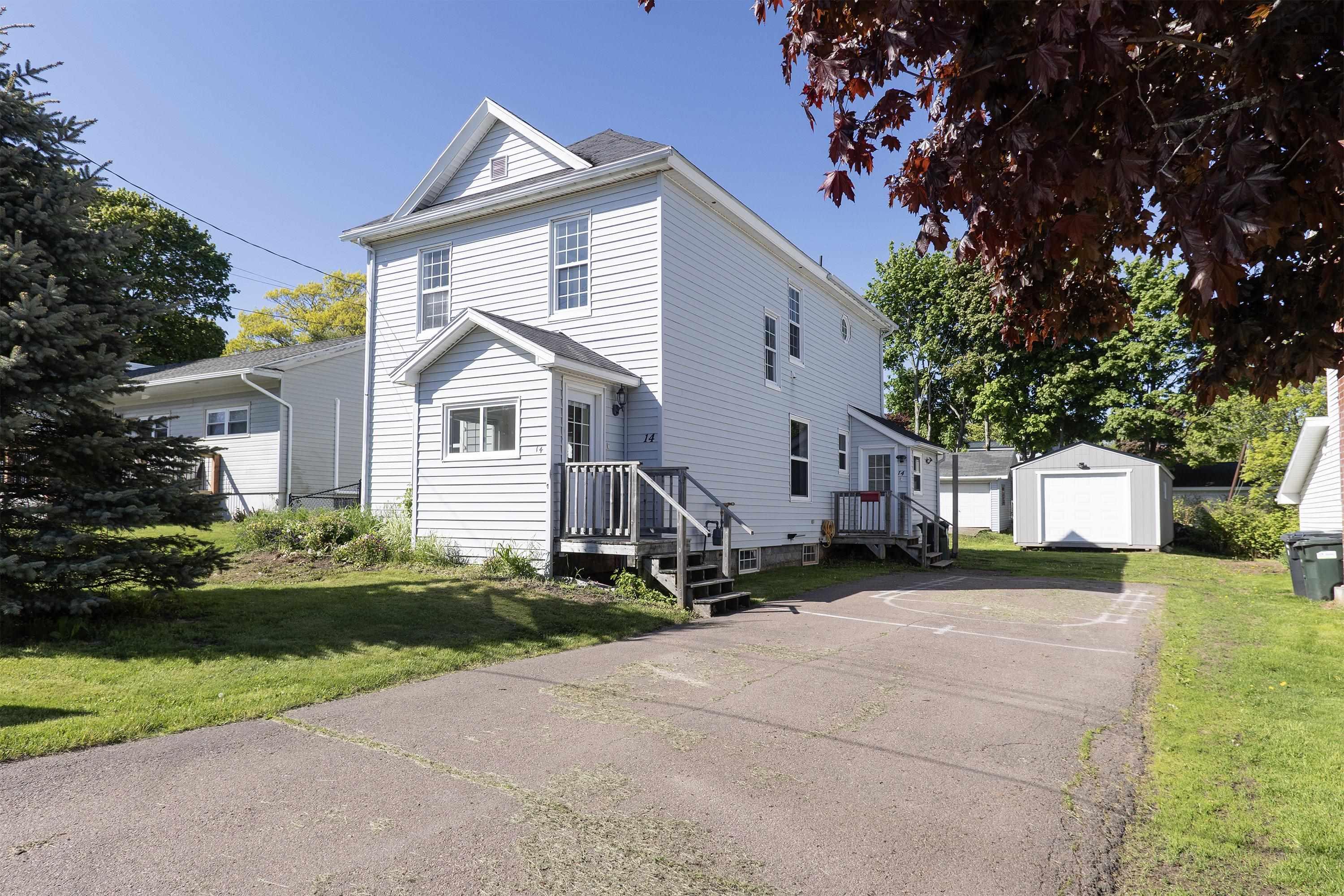 $279,900.00: 14 Allison Avenue, Amherst