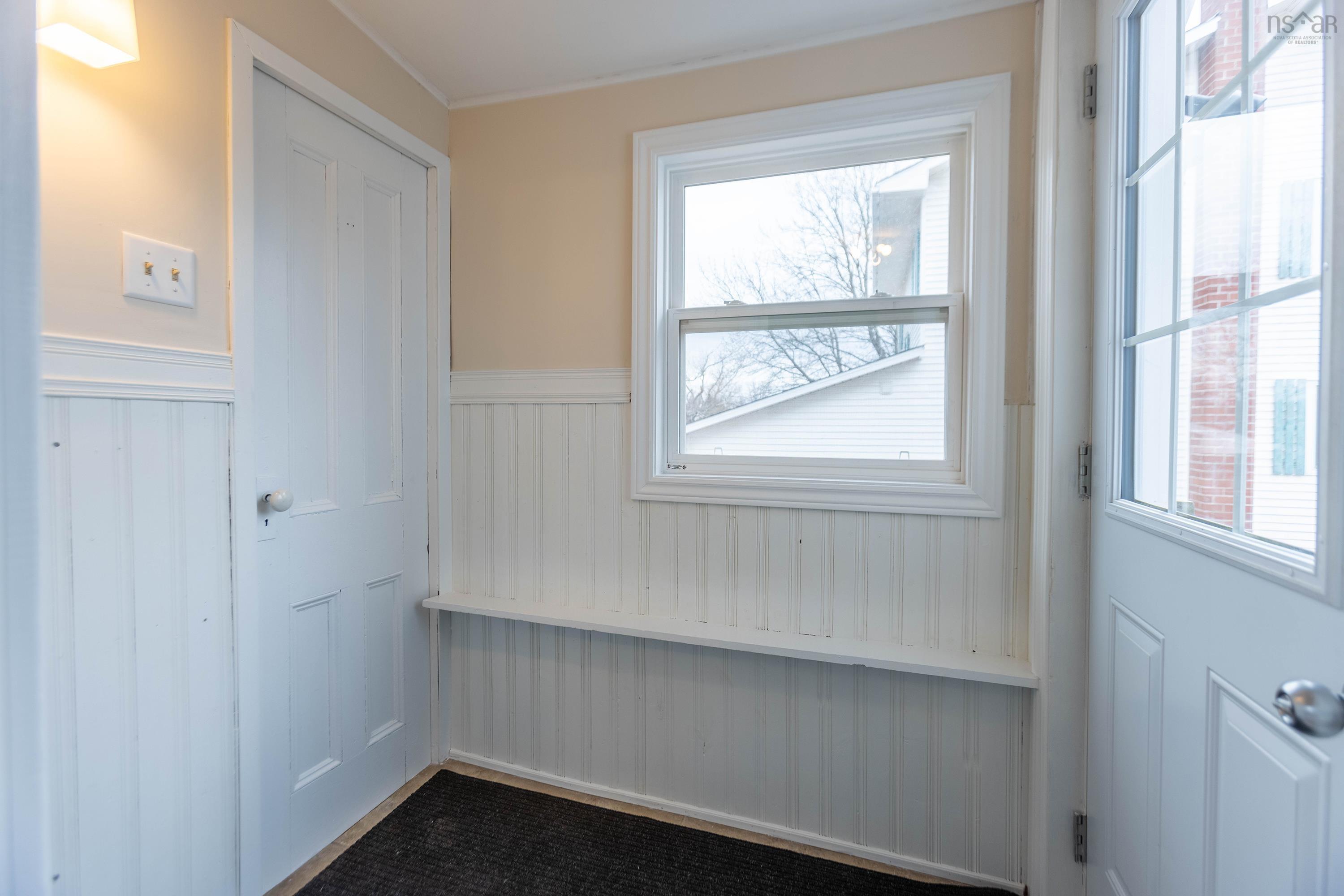 $279,900.00: 14 Allison Avenue, Amherst