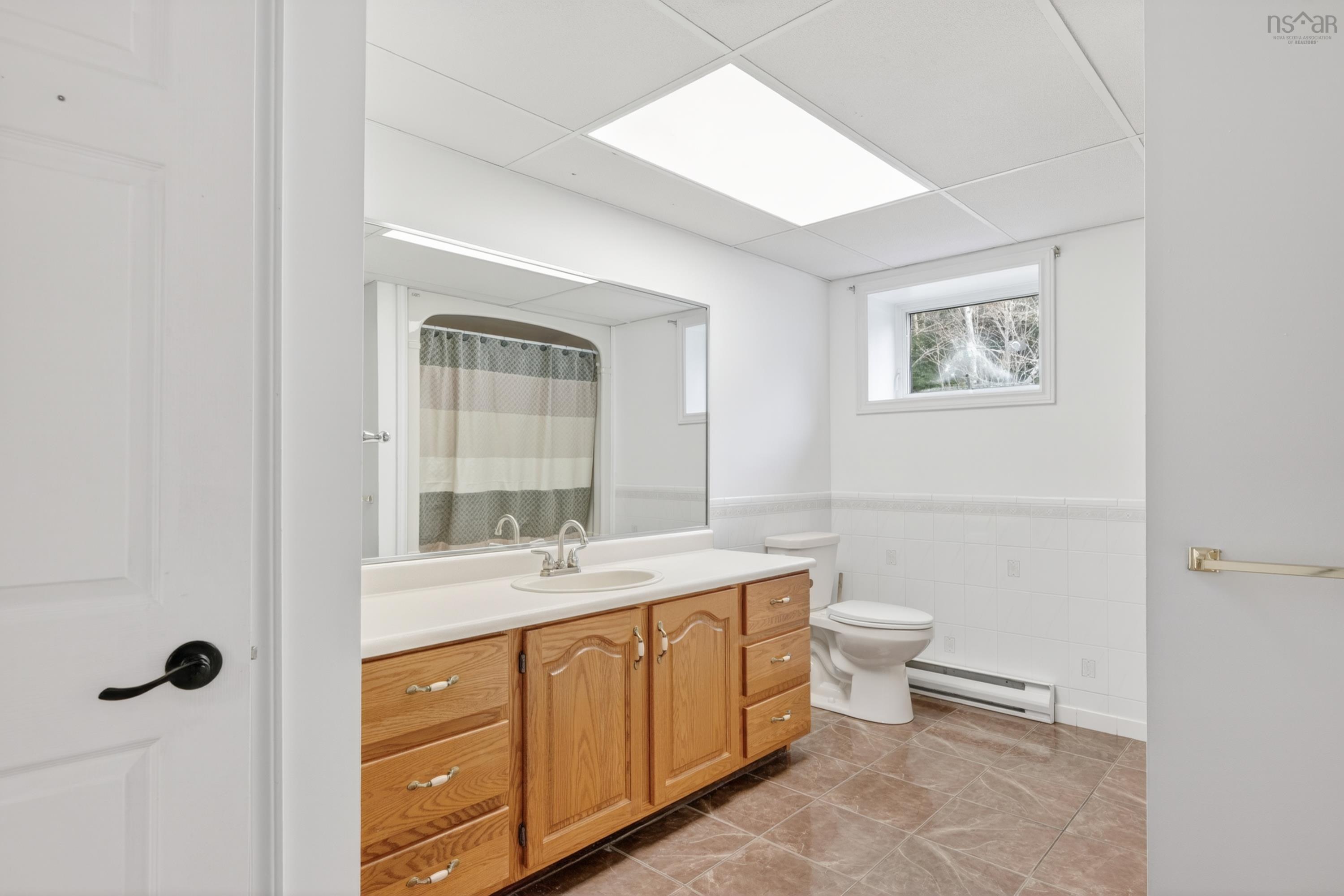 $449,900.00: 4155 East Bay Highway, East Bay