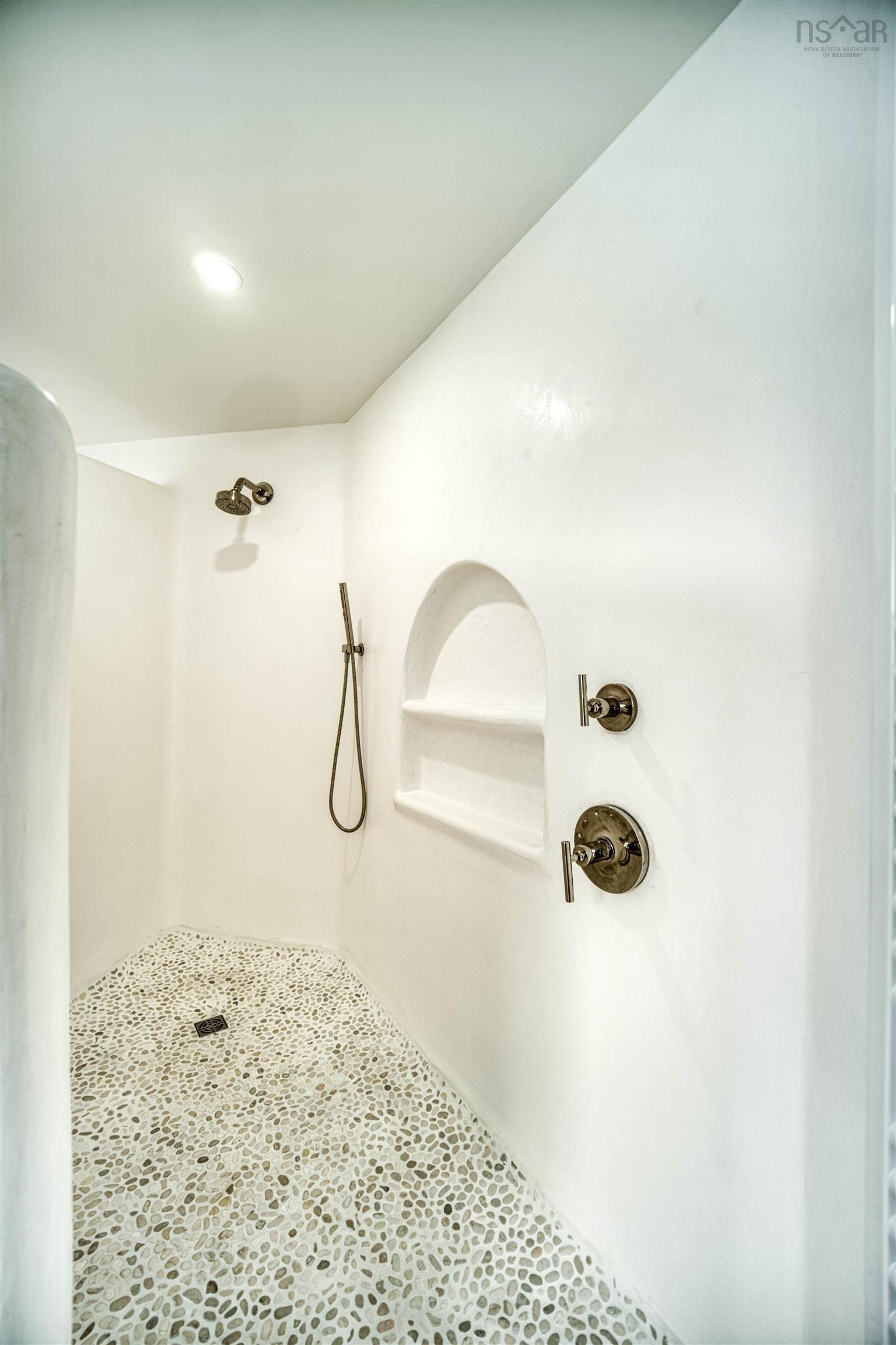 22 Nottingham Lane, Fall River, NS (MLS 202607456)