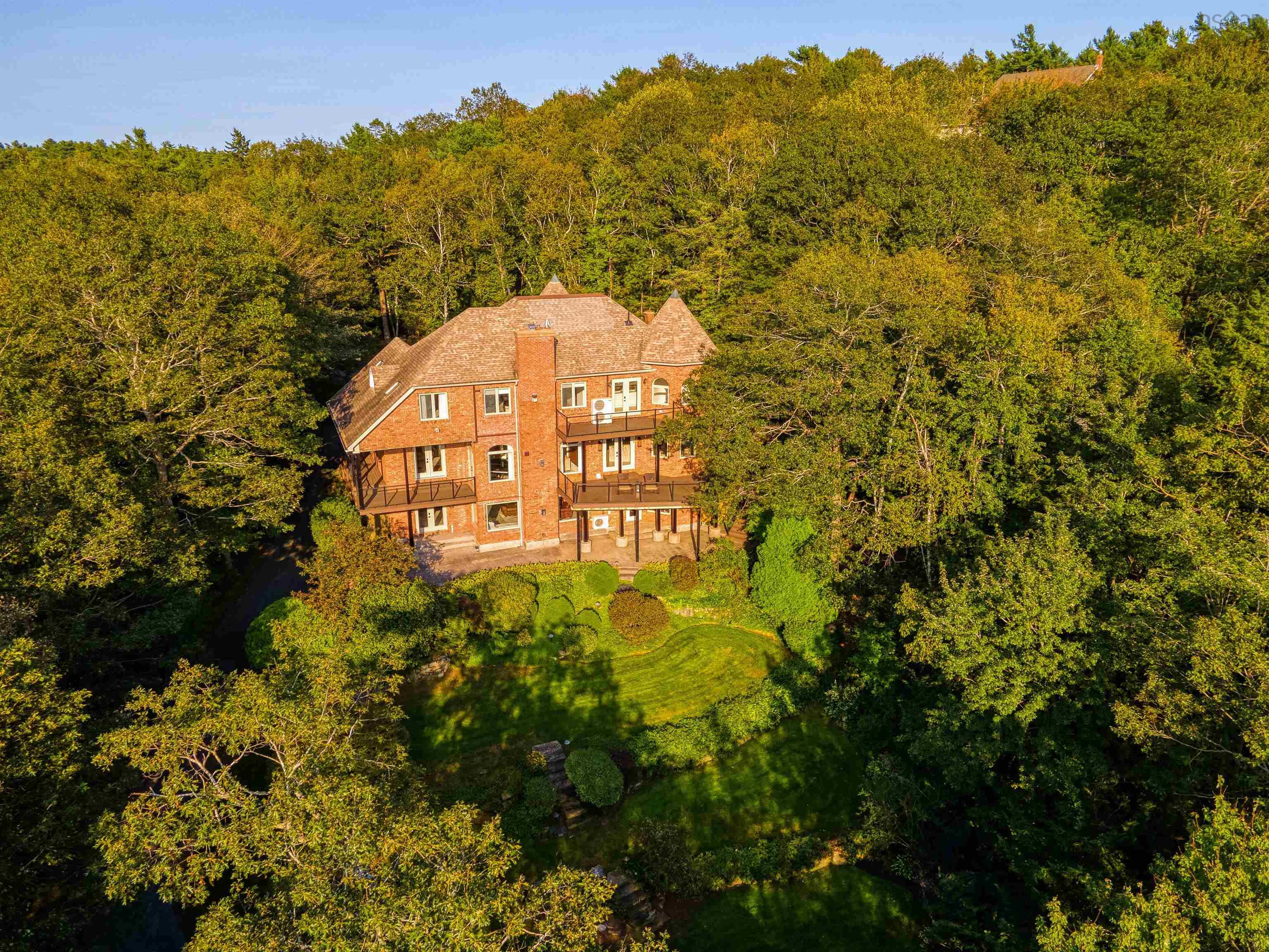 22 Nottingham Lane, Fall River, NS (MLS 202607456)