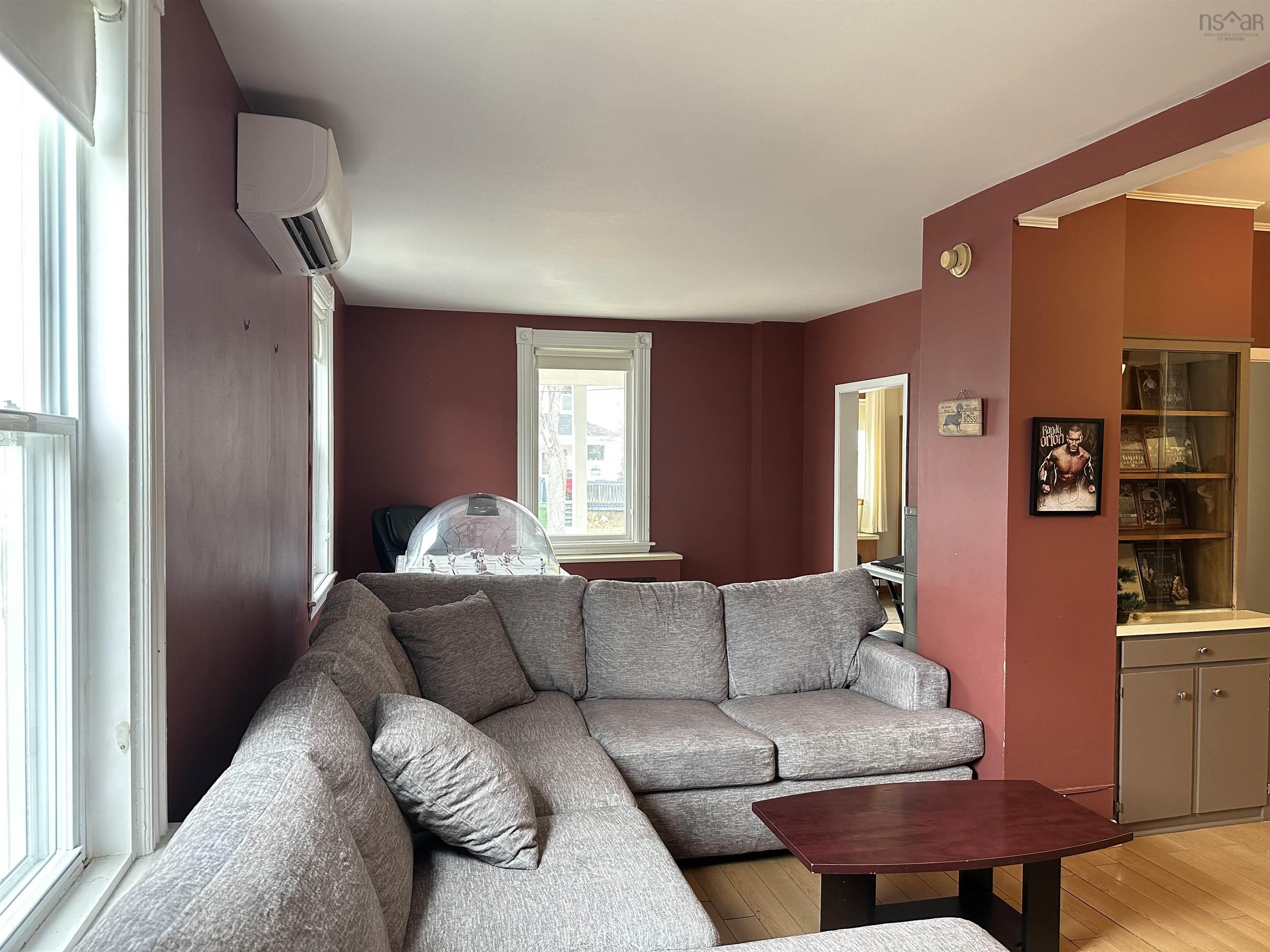 $269,900.00: 21 Allan Avenue, Stellarton
