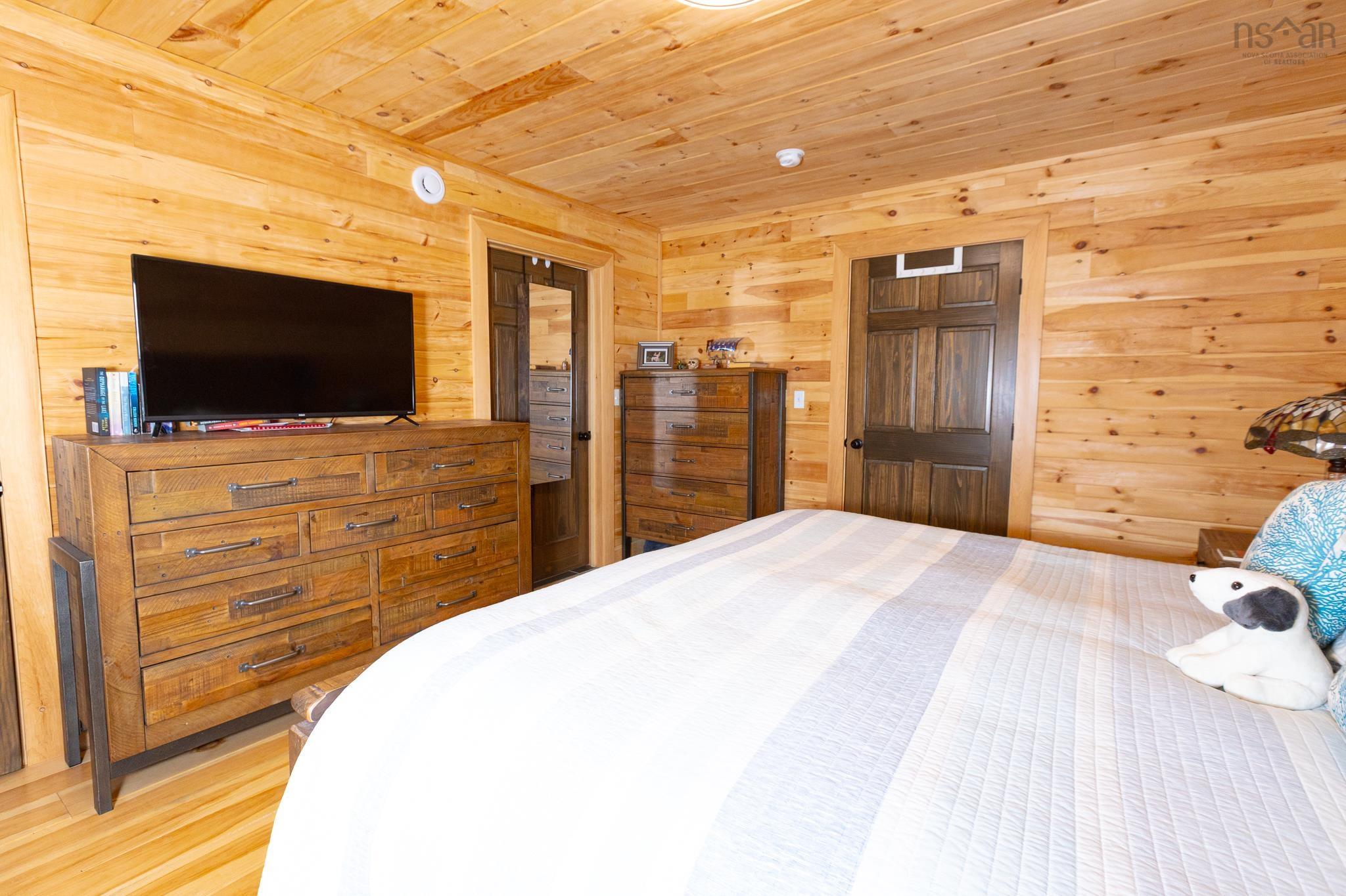 $675,000.00: 28 Fisherman Path, North Kemptville