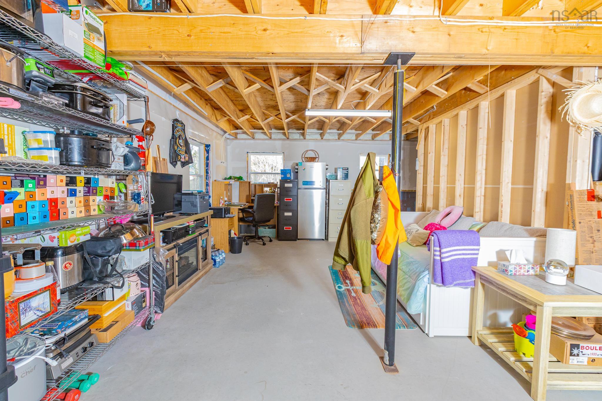 $675,000.00: 28 Fisherman Path, North Kemptville