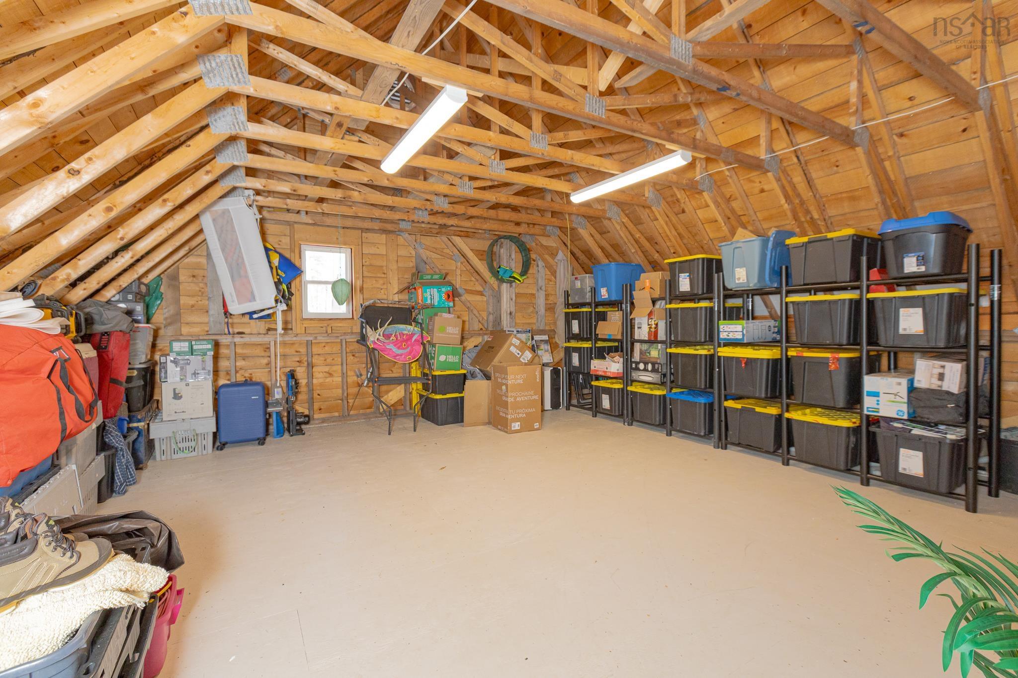 $675,000.00: 28 Fisherman Path, North Kemptville