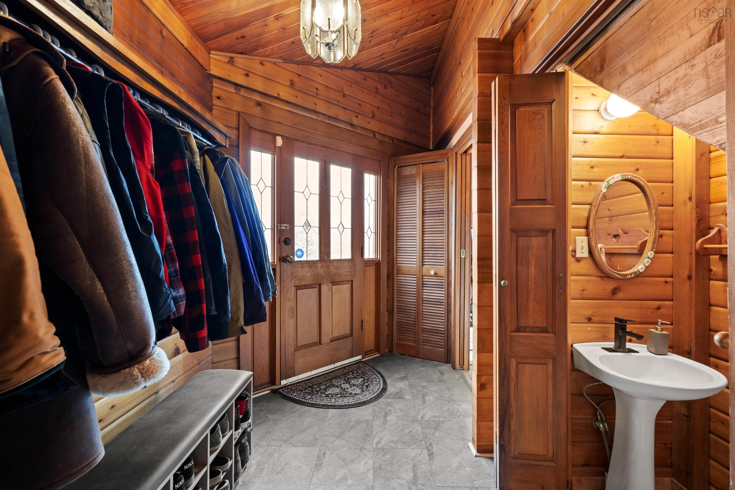 384 Lockview Road, Fall River, NS (MLS 202607472)