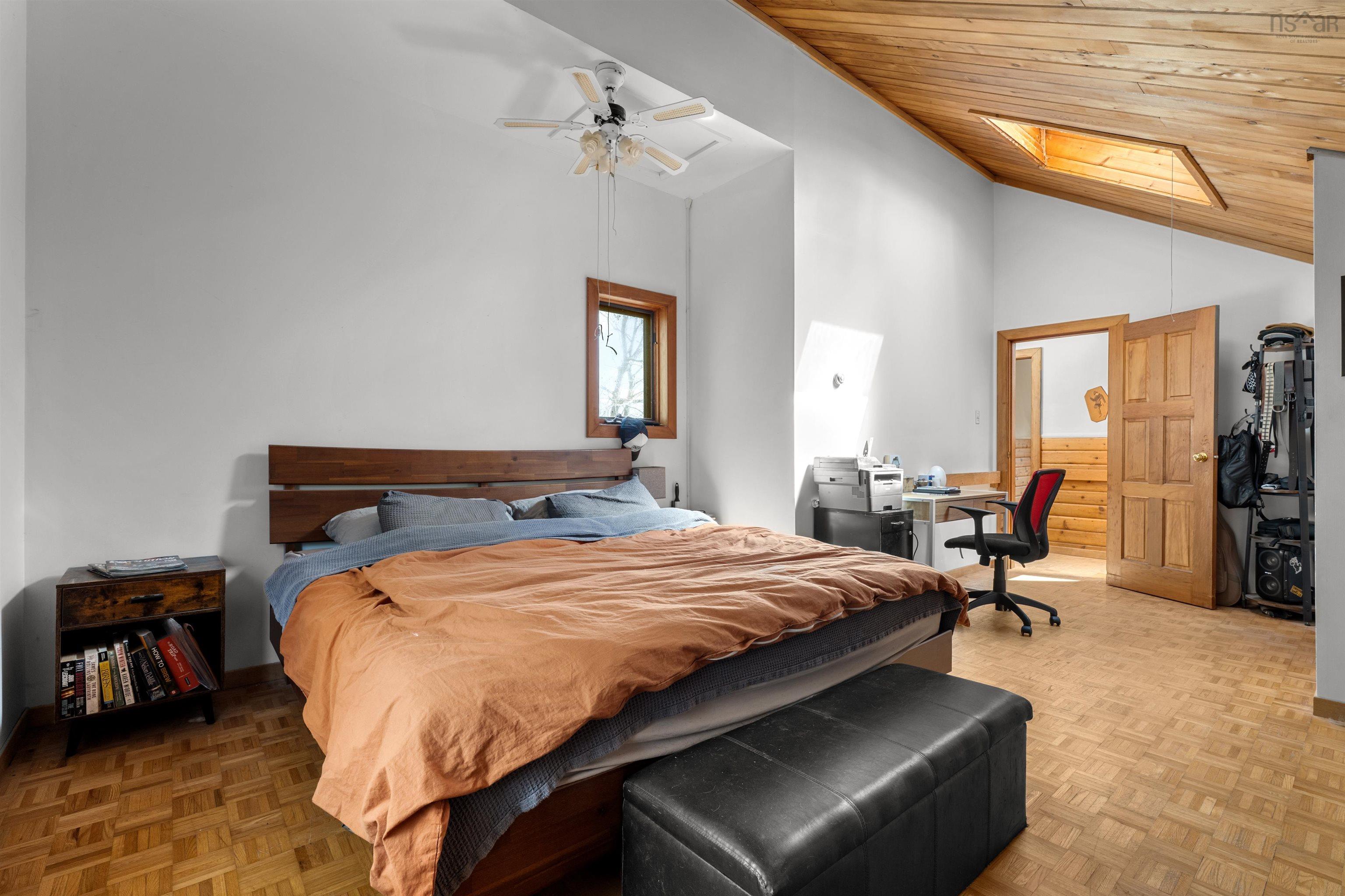 384 Lockview Road, Fall River, NS (MLS 202607472)