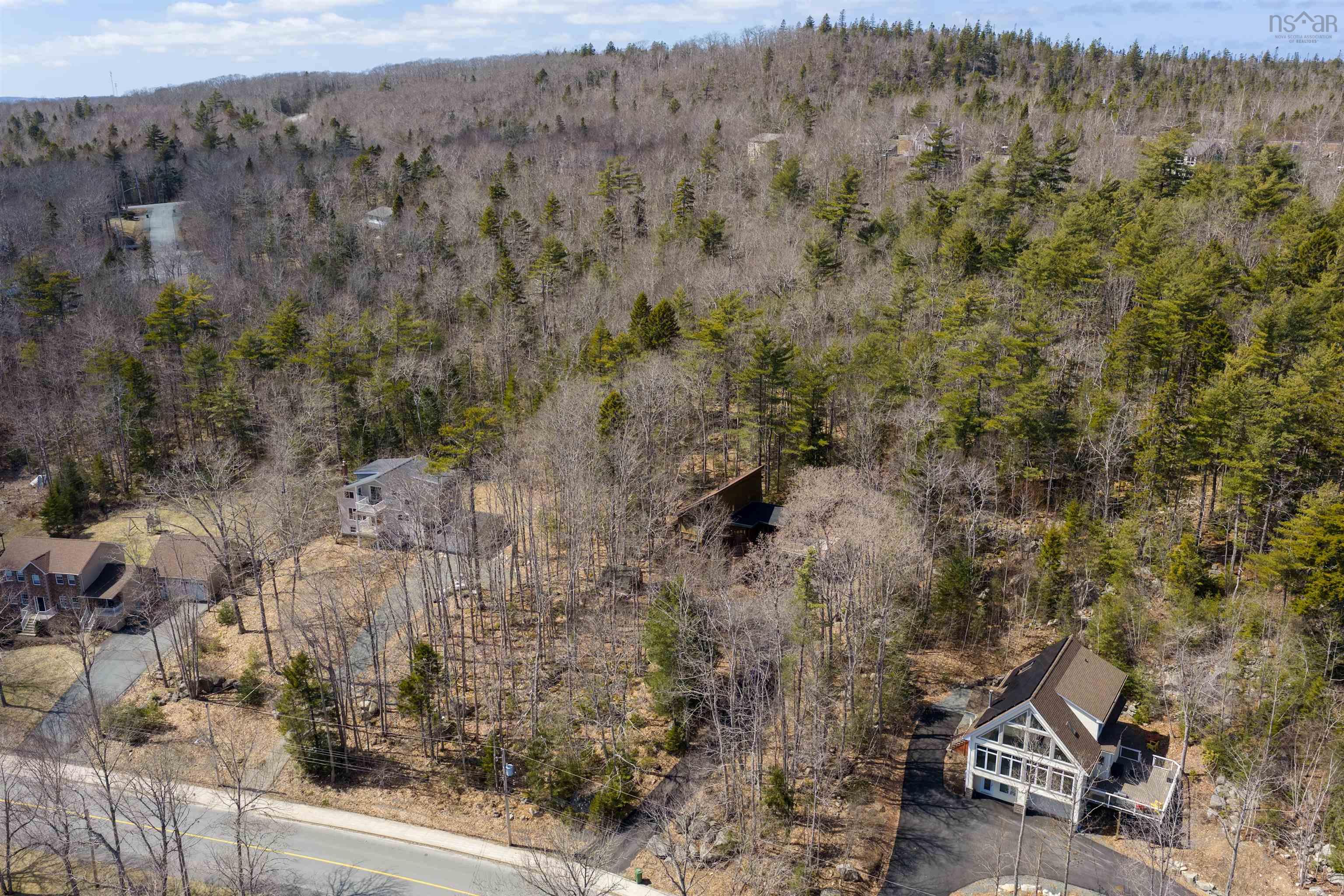 384 Lockview Road, Fall River, NS (MLS 202607472)