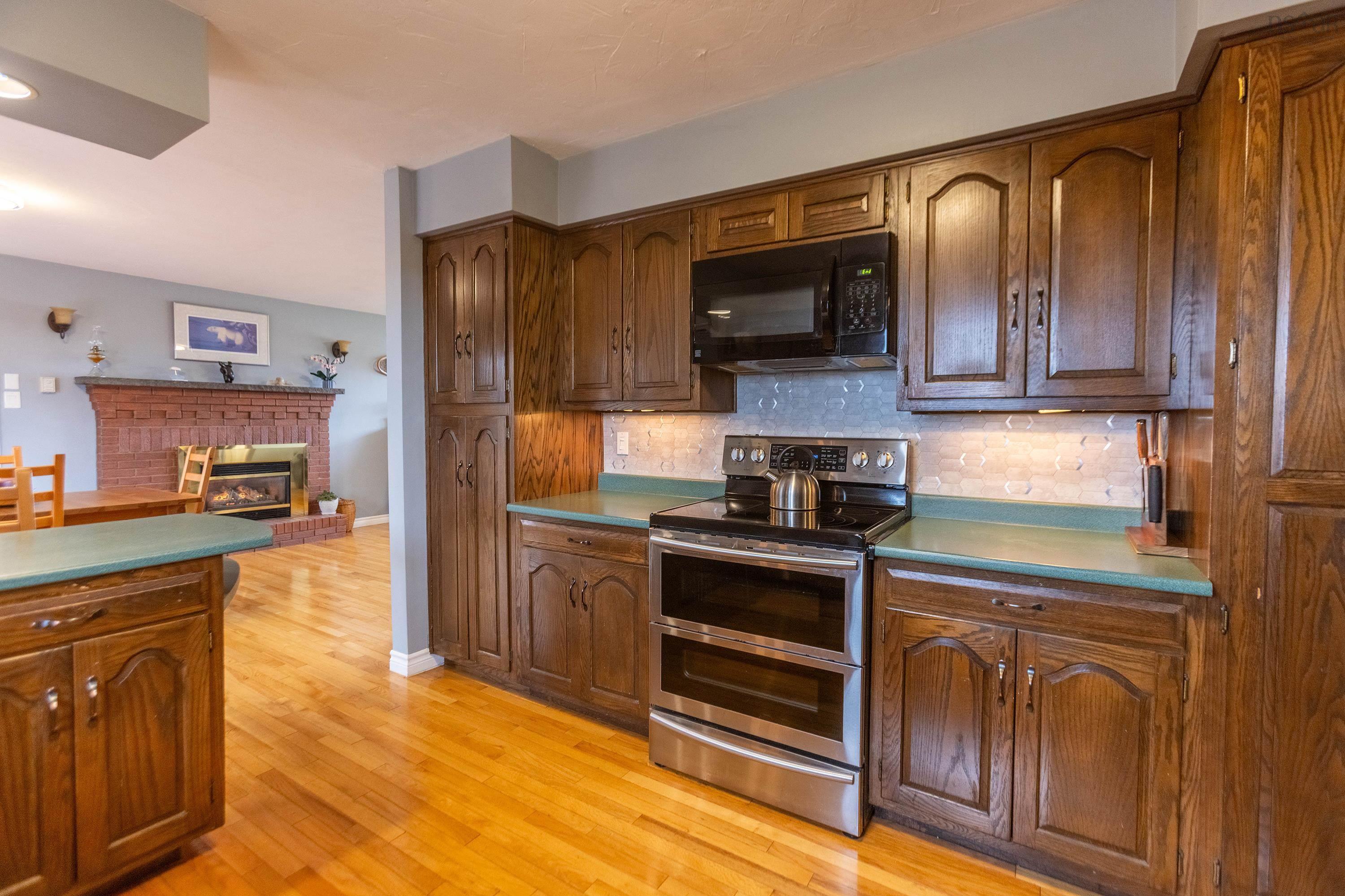 $399,900.00: 19 Biggs Drive, East Amherst