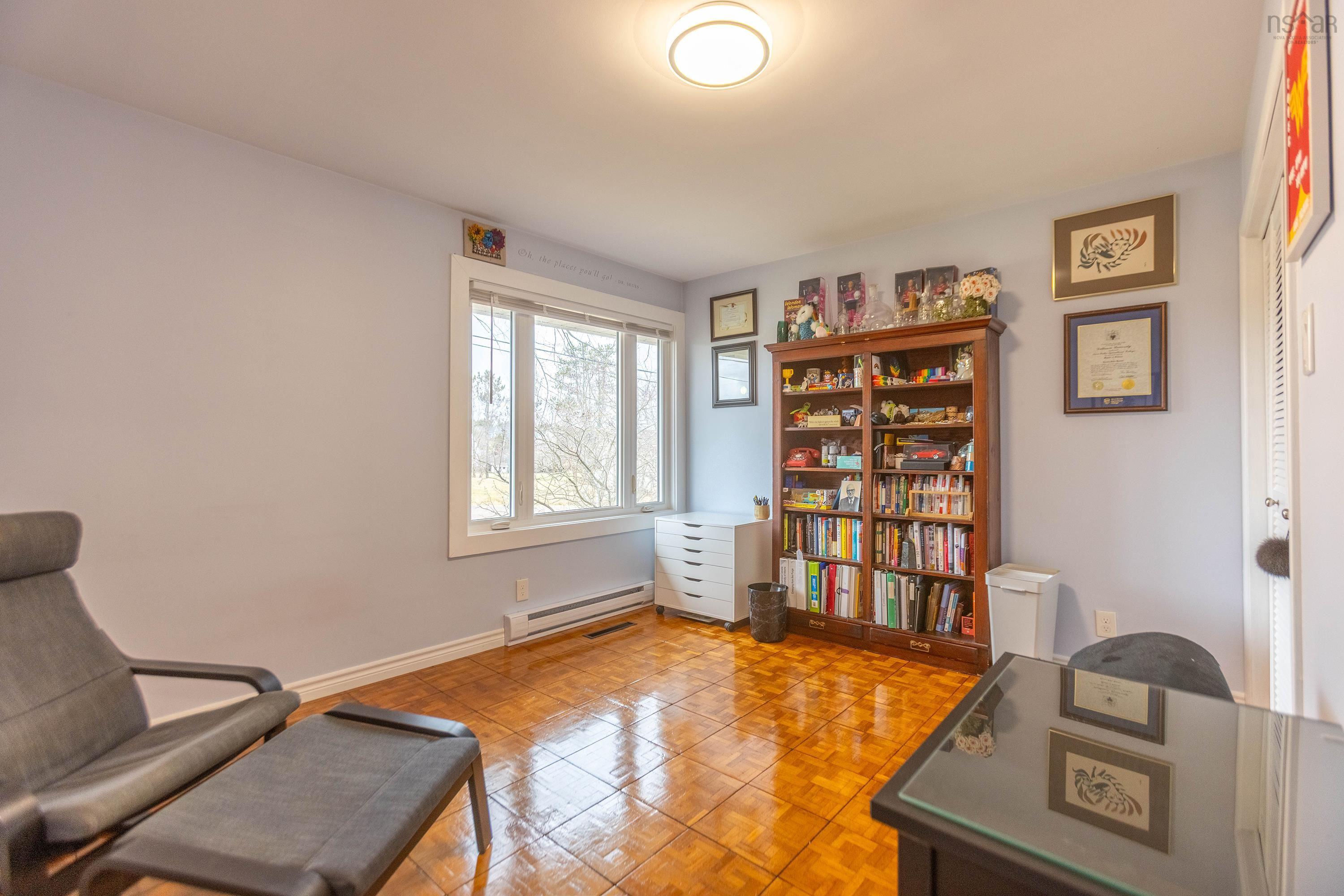 $399,900.00: 19 Biggs Drive, East Amherst
