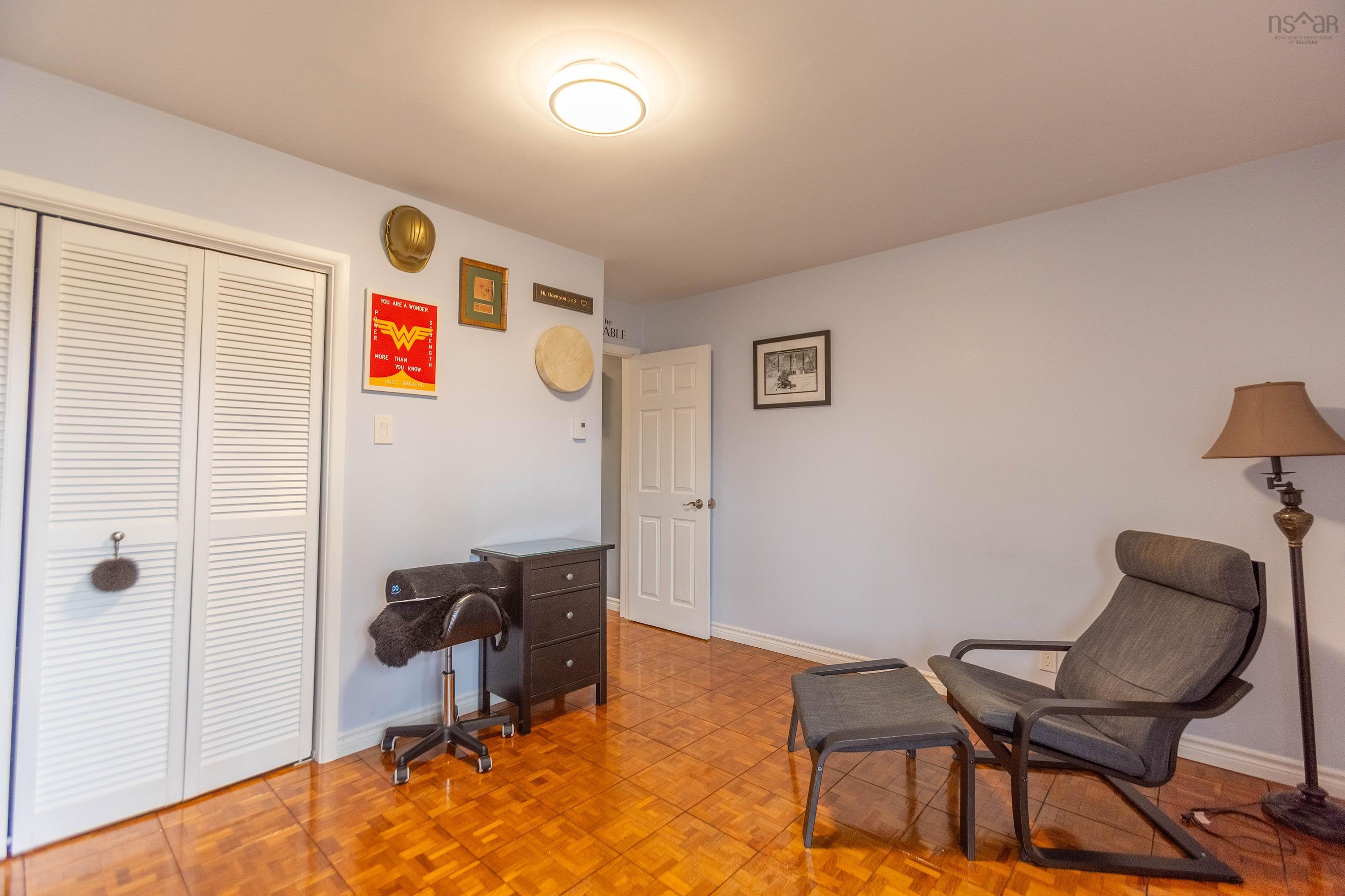$399,900.00: 19 Biggs Drive, East Amherst