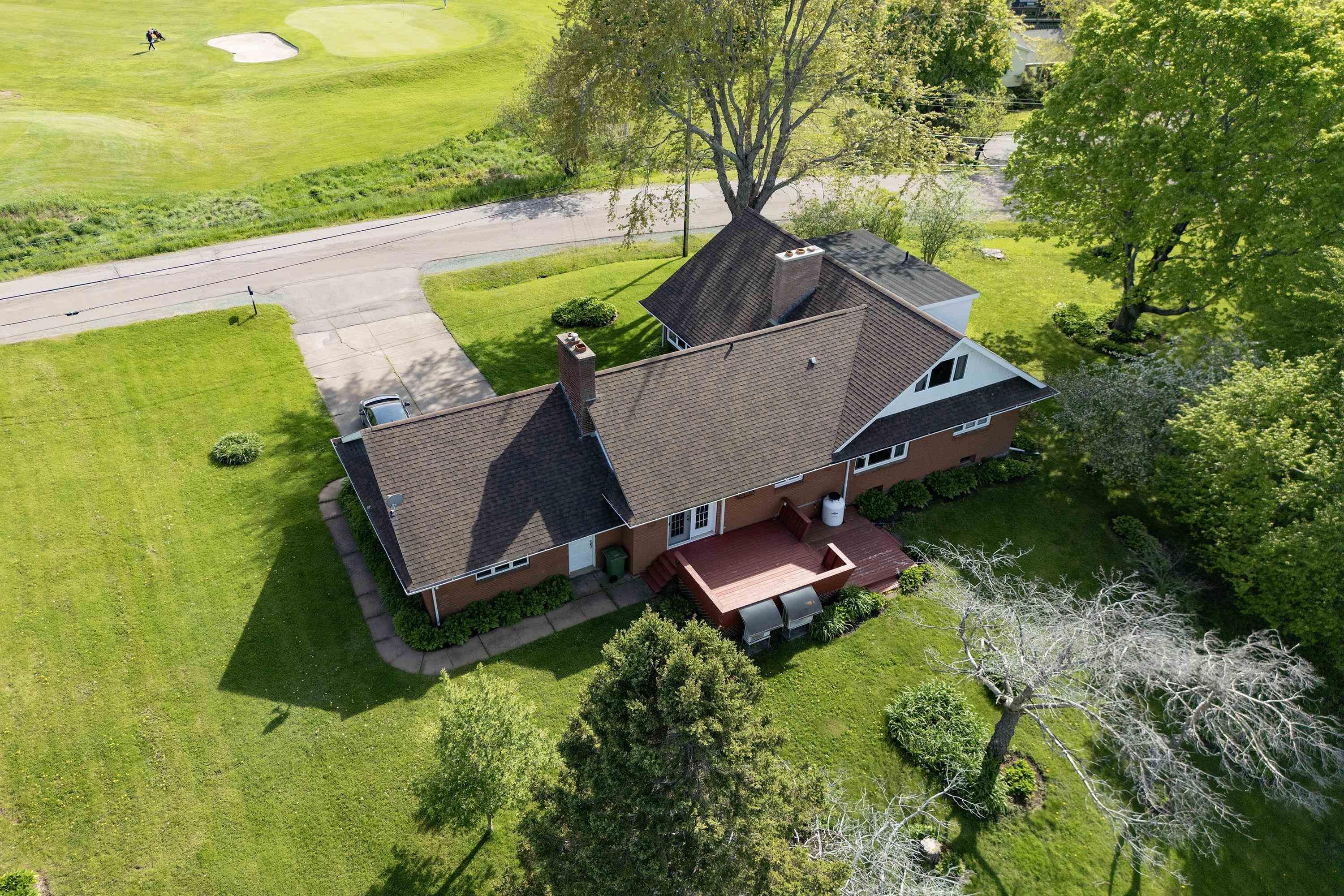 $399,900.00: 19 Biggs Drive, East Amherst
