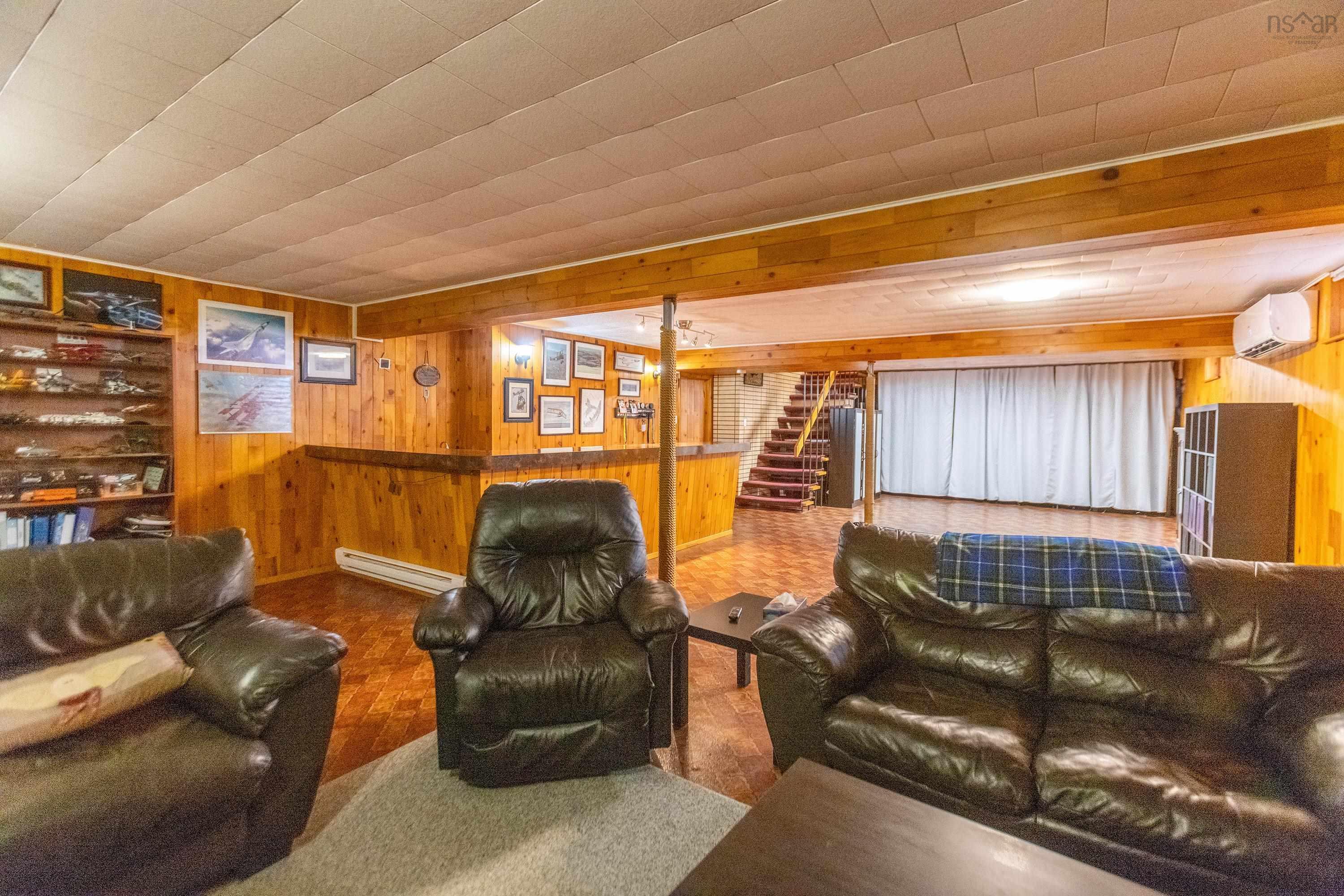 $399,900.00: 19 Biggs Drive, East Amherst