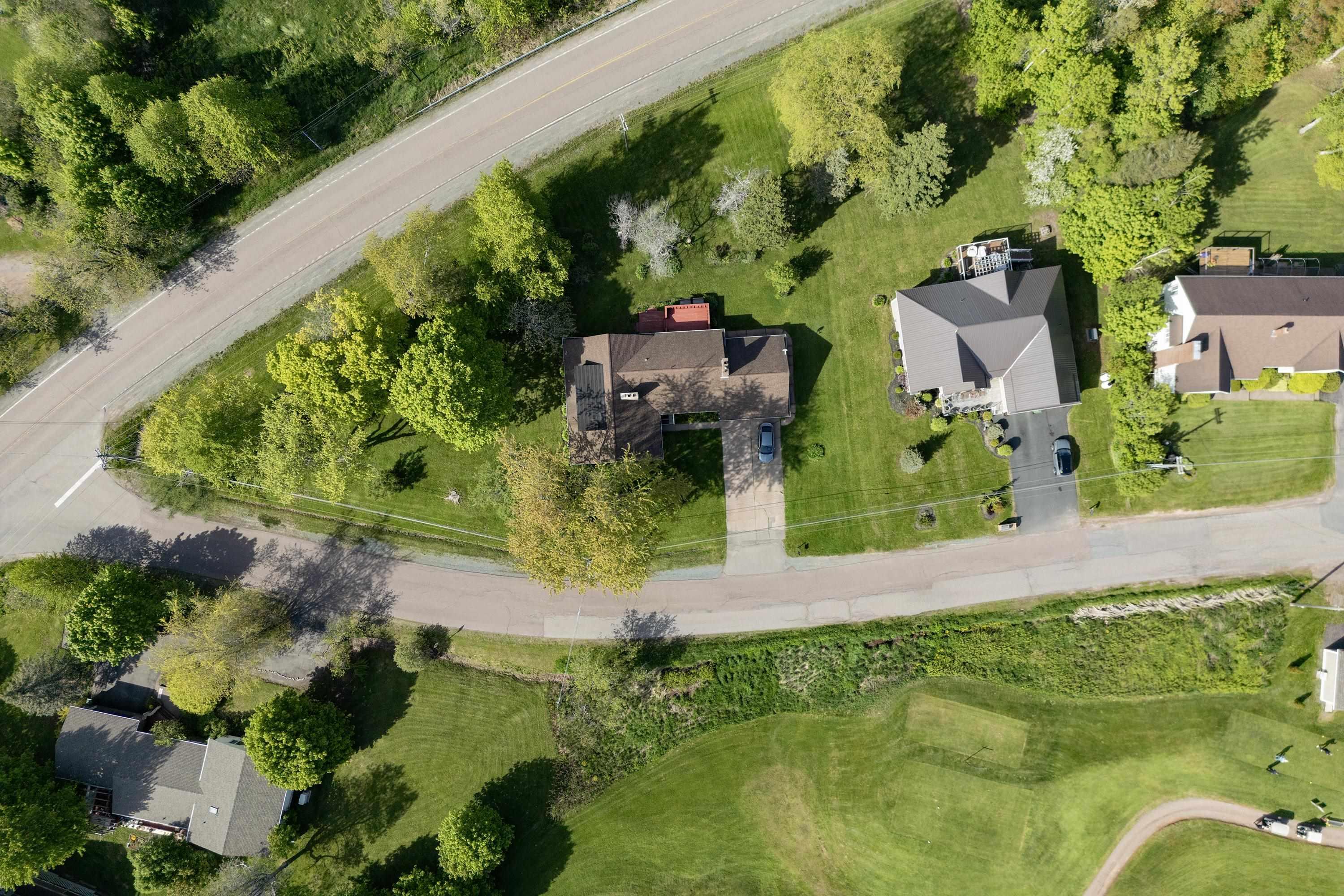 $399,900.00: 19 Biggs Drive, East Amherst