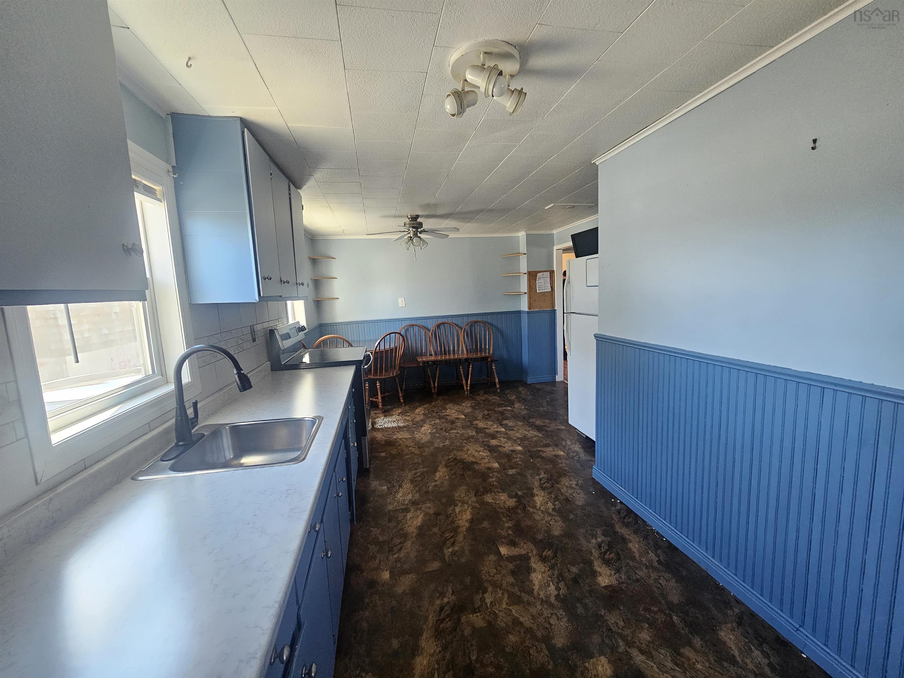 $164,900.00: 105 Mitchell Avenue, Dominion