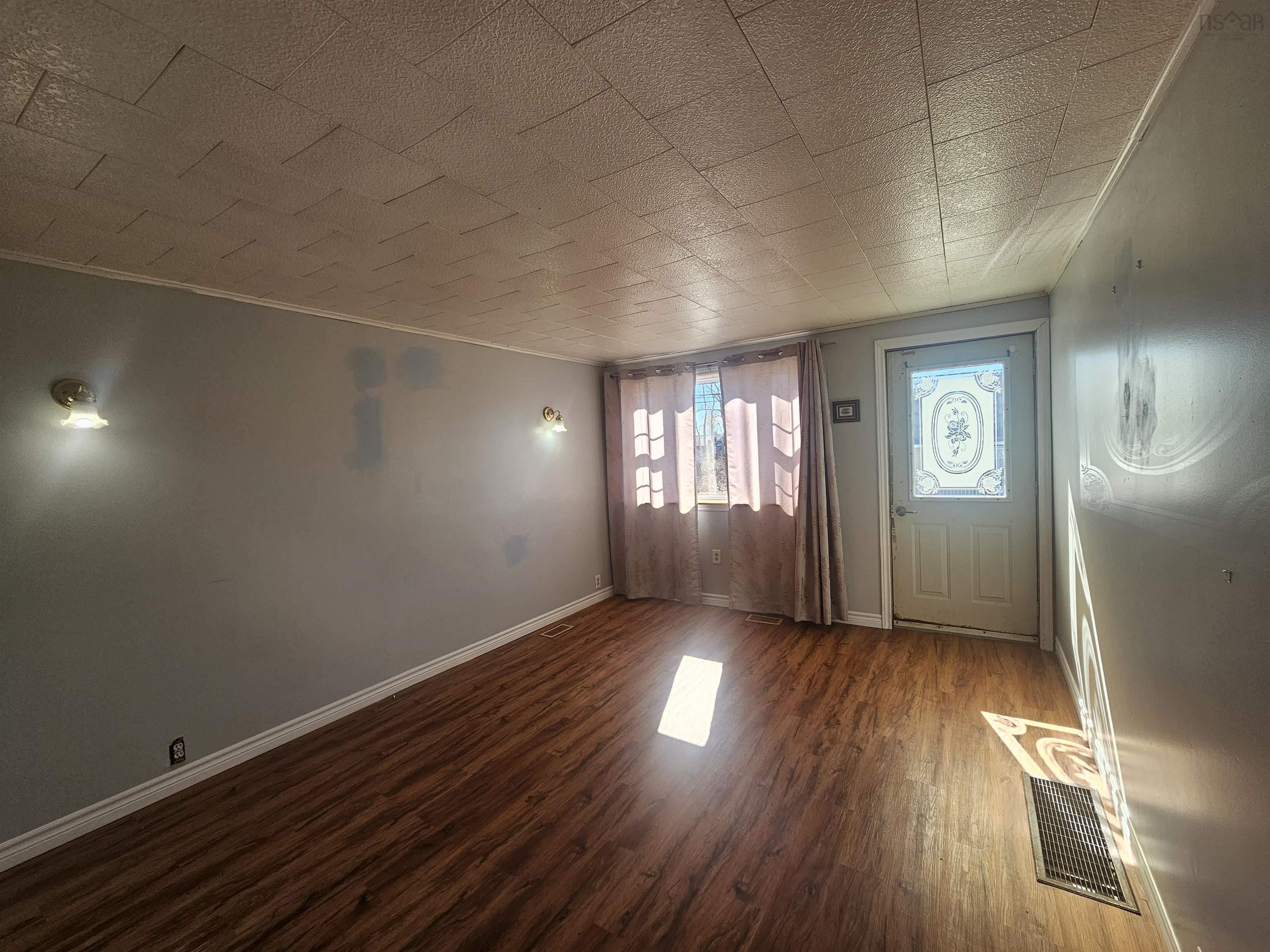 $164,900.00: 105 Mitchell Avenue, Dominion