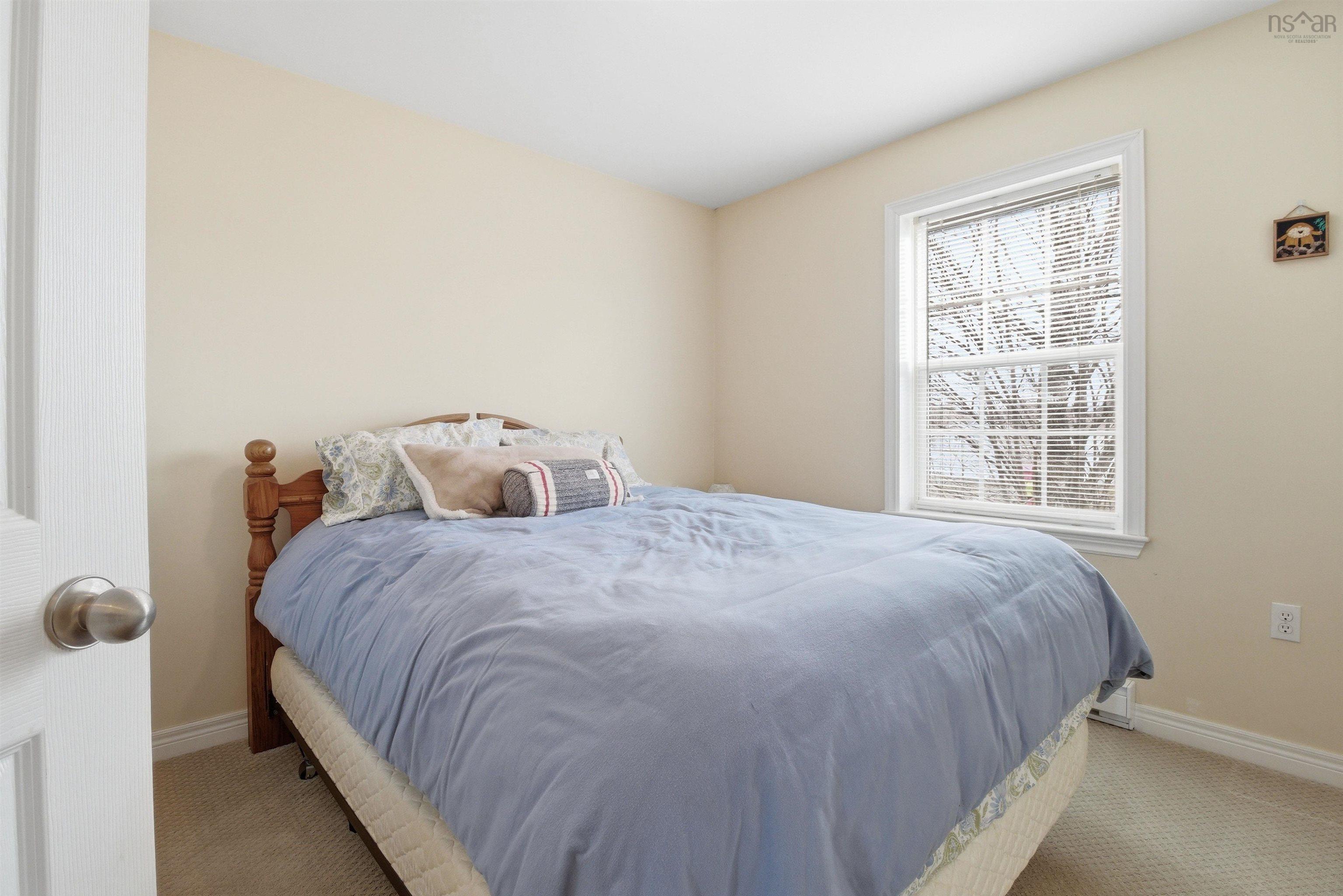 $499,900.00: 37 White Road, Enfield