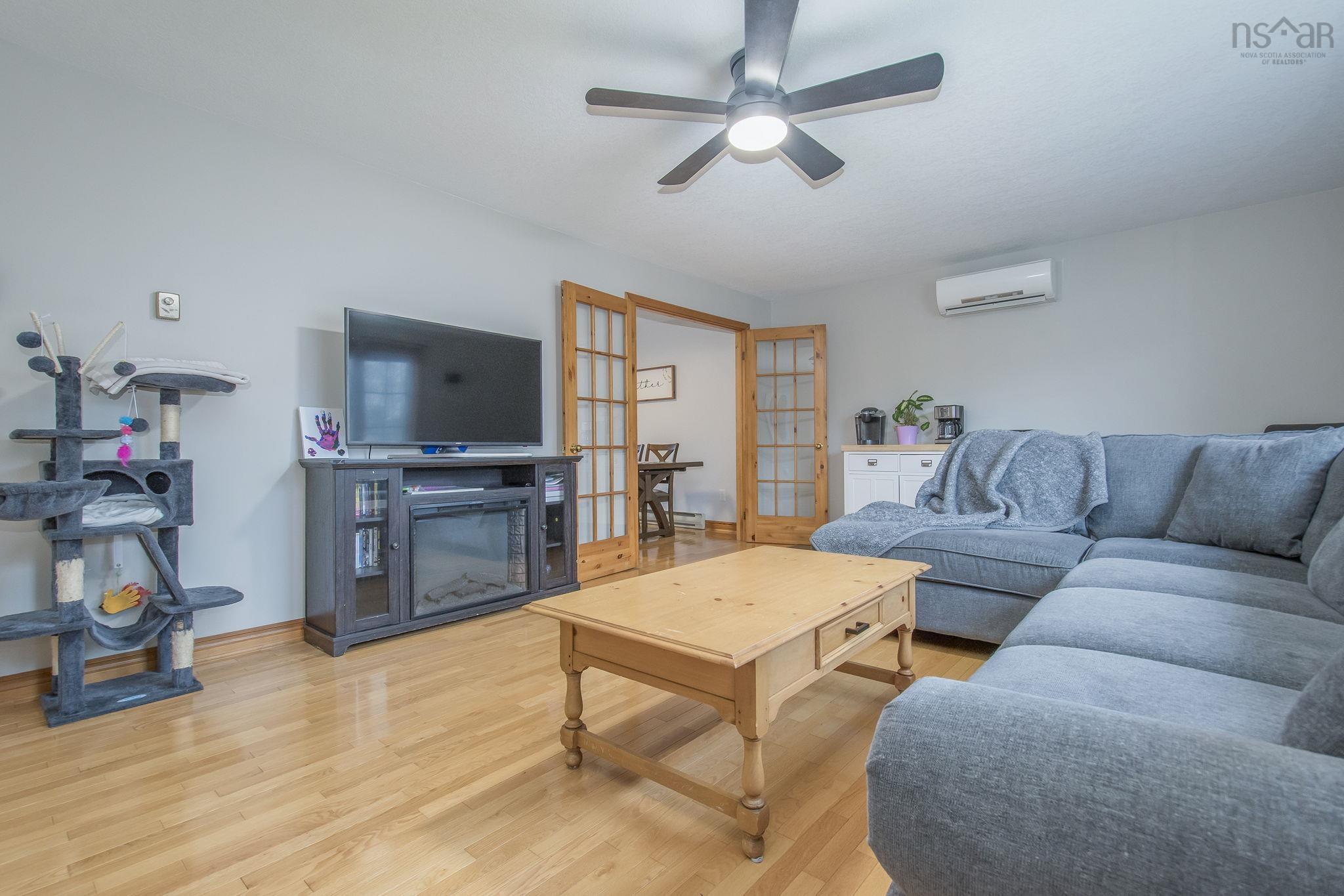 $468,500.00: 882 Shawn Drive, Kingston