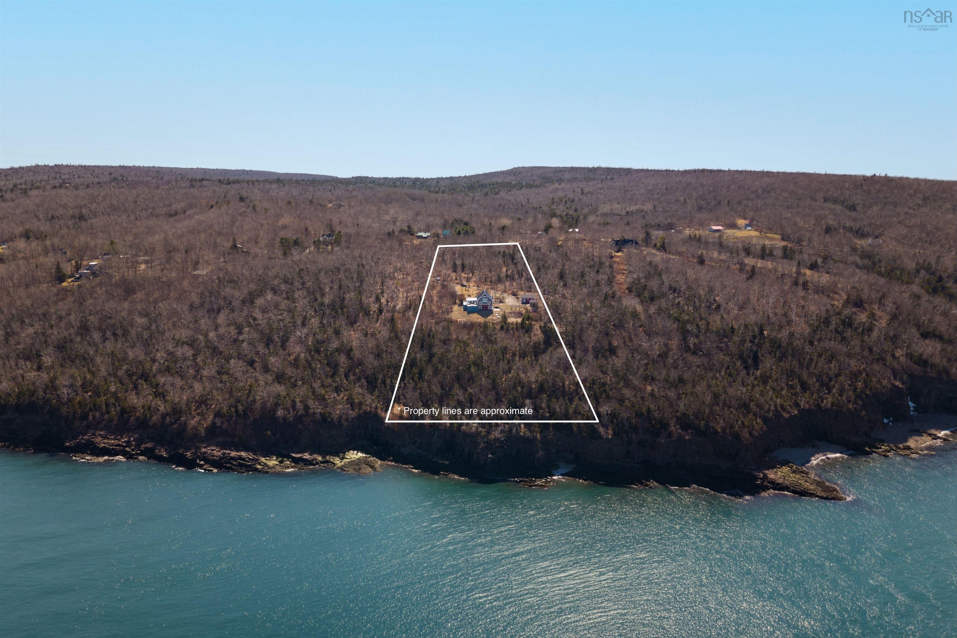 $899,900.00: 43 Bayview Shore Road, Bay View