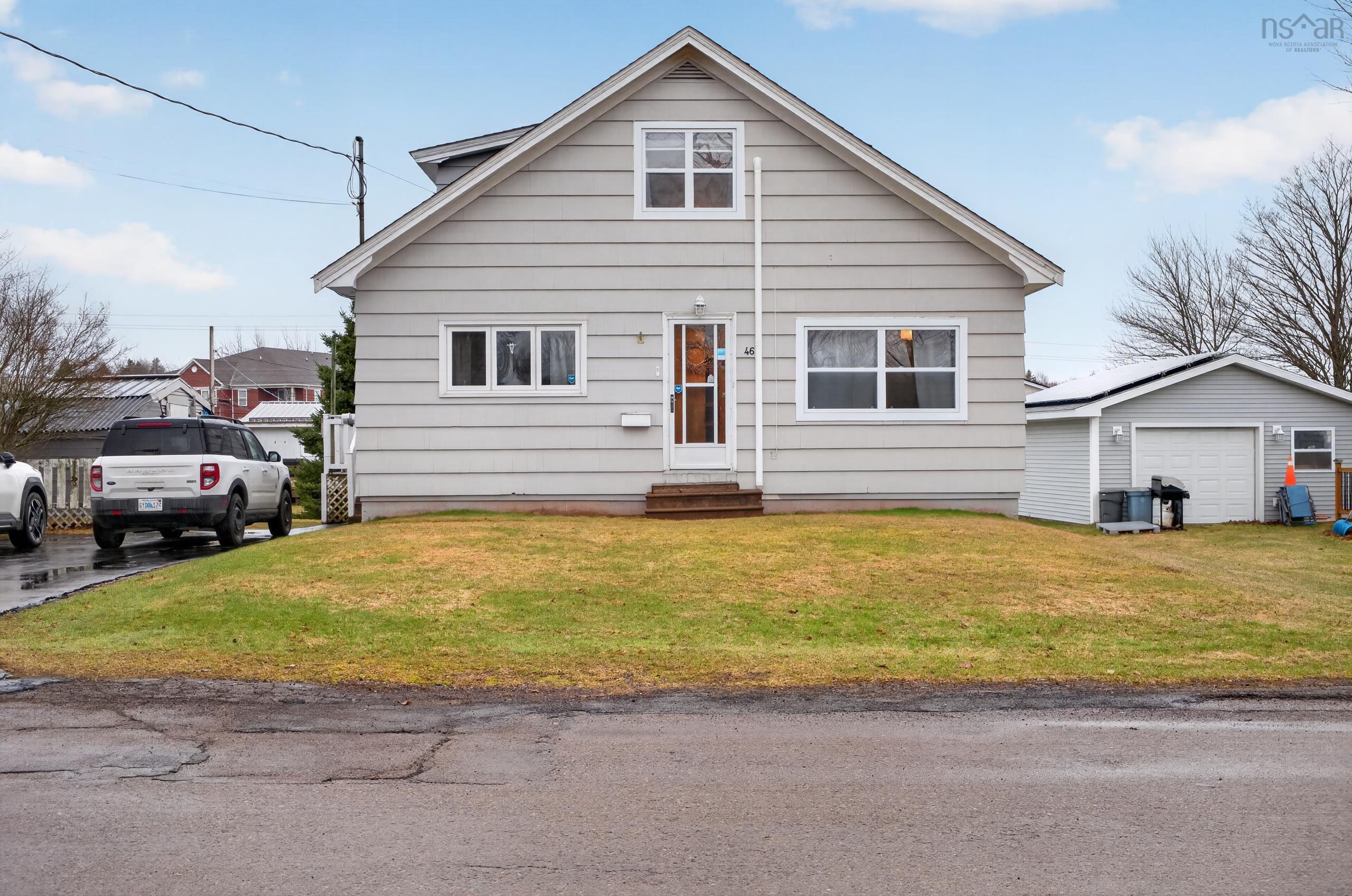 $304,900.00: 46 Lockhart Avenue, Truro