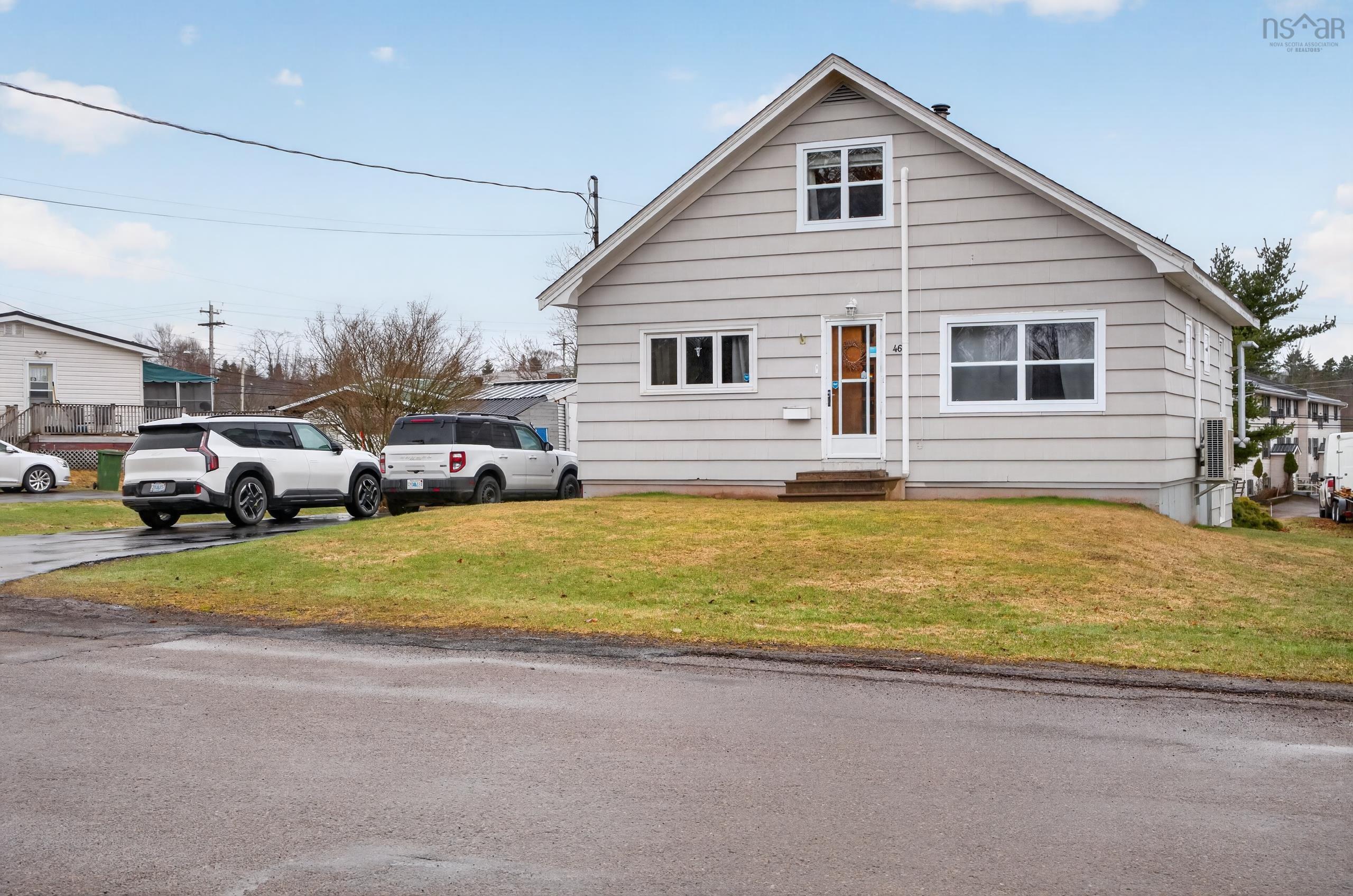 $304,900.00: 46 Lockhart Avenue, Truro