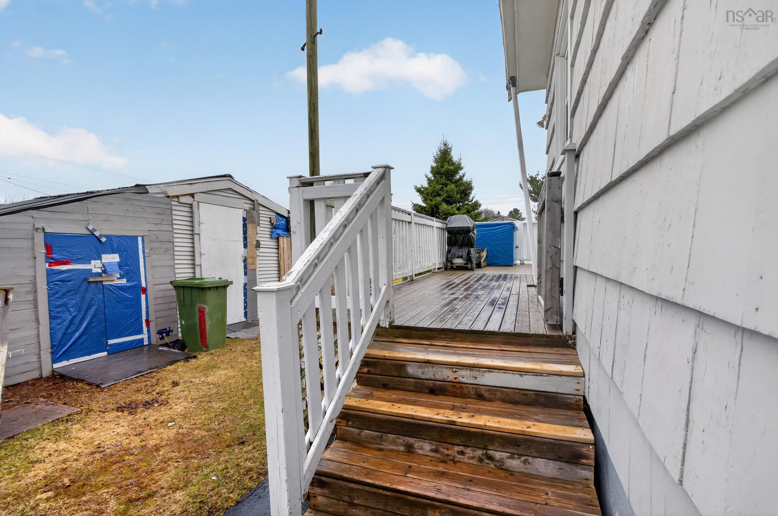 $304,900.00: 46 Lockhart Avenue, Truro