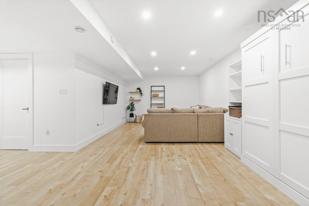 35 Falcourt Run, Upper Tantallon, NS (MLS 202607580)