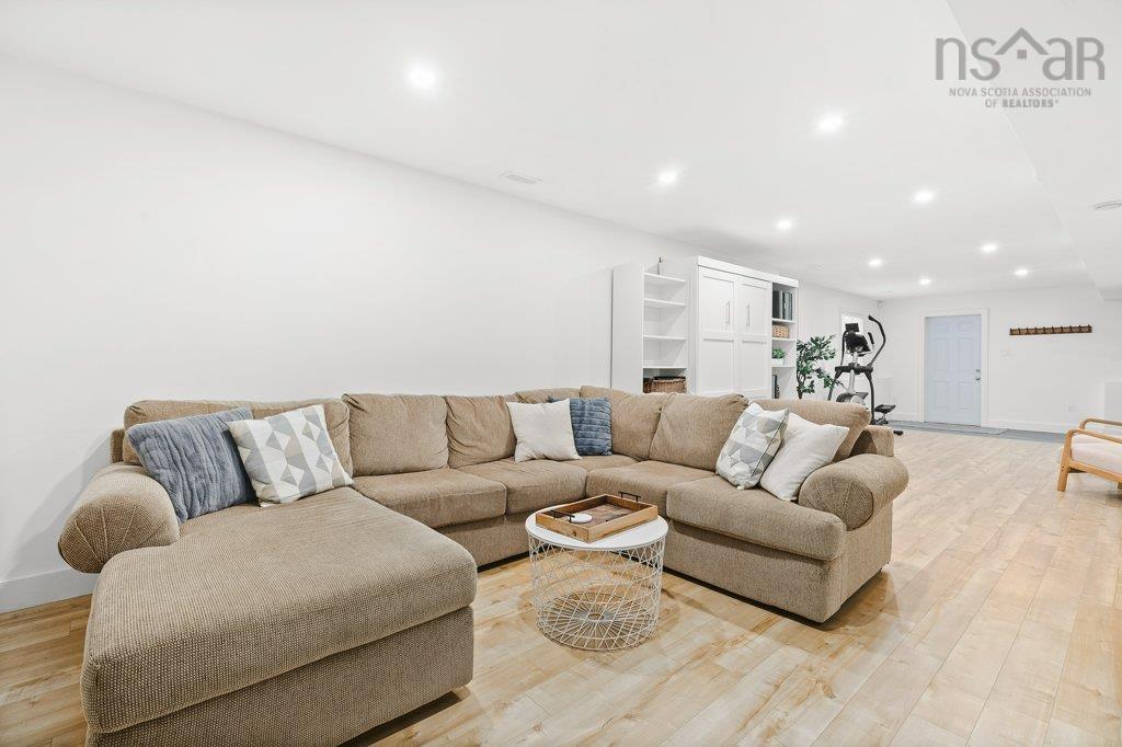 35 Falcourt Run, Upper Tantallon, NS (MLS 202607580)