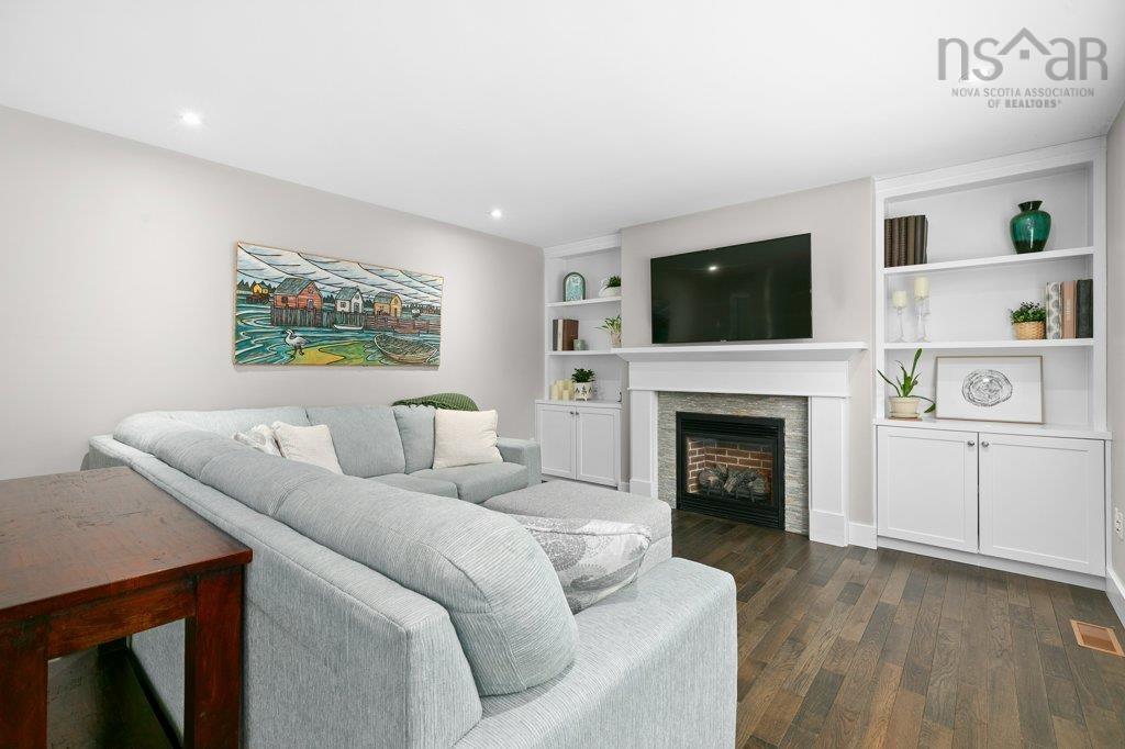 35 Falcourt Run, Upper Tantallon, NS (MLS 202607580)