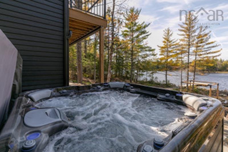 $1,179,000.00: 179 Meek Arm Trail, East Uniacke