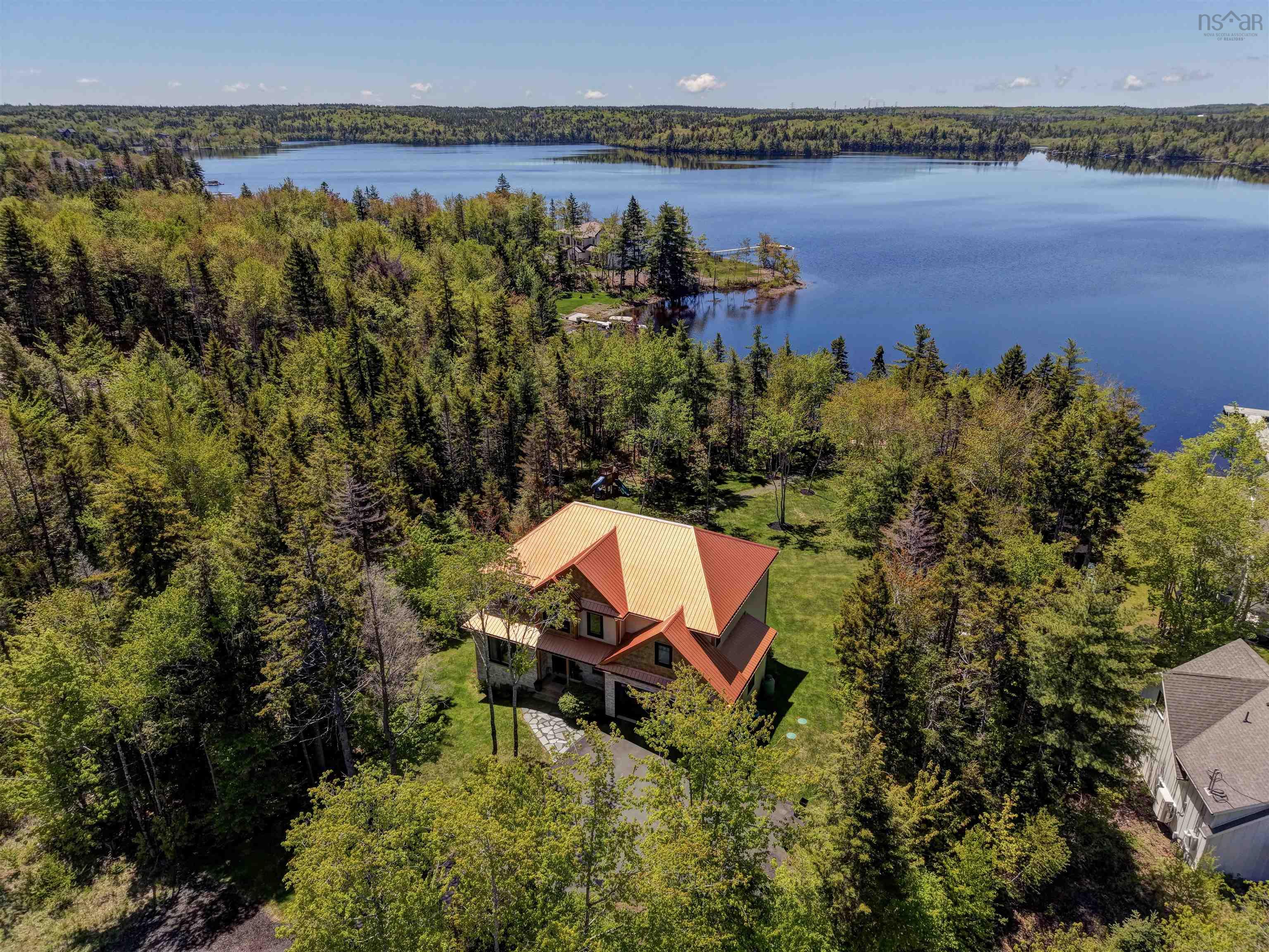 460 Mccabe Lake Drive, Middle Sackville, NS (MLS® 202607599) | Middle Sackville Real Estate | RE/MAX Halifax