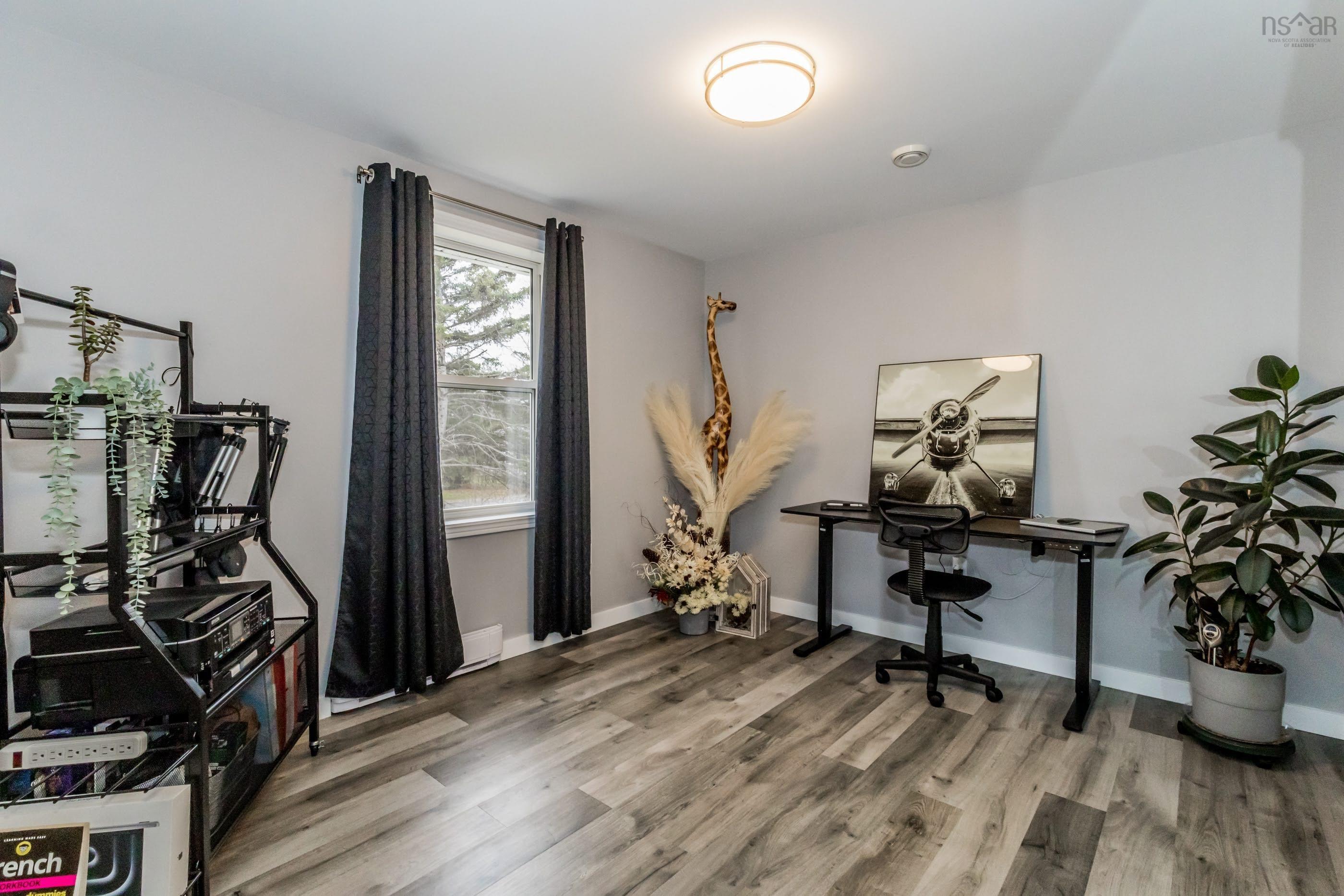 $449,900.00: 16 Hillcrest Avenue, Nictaux