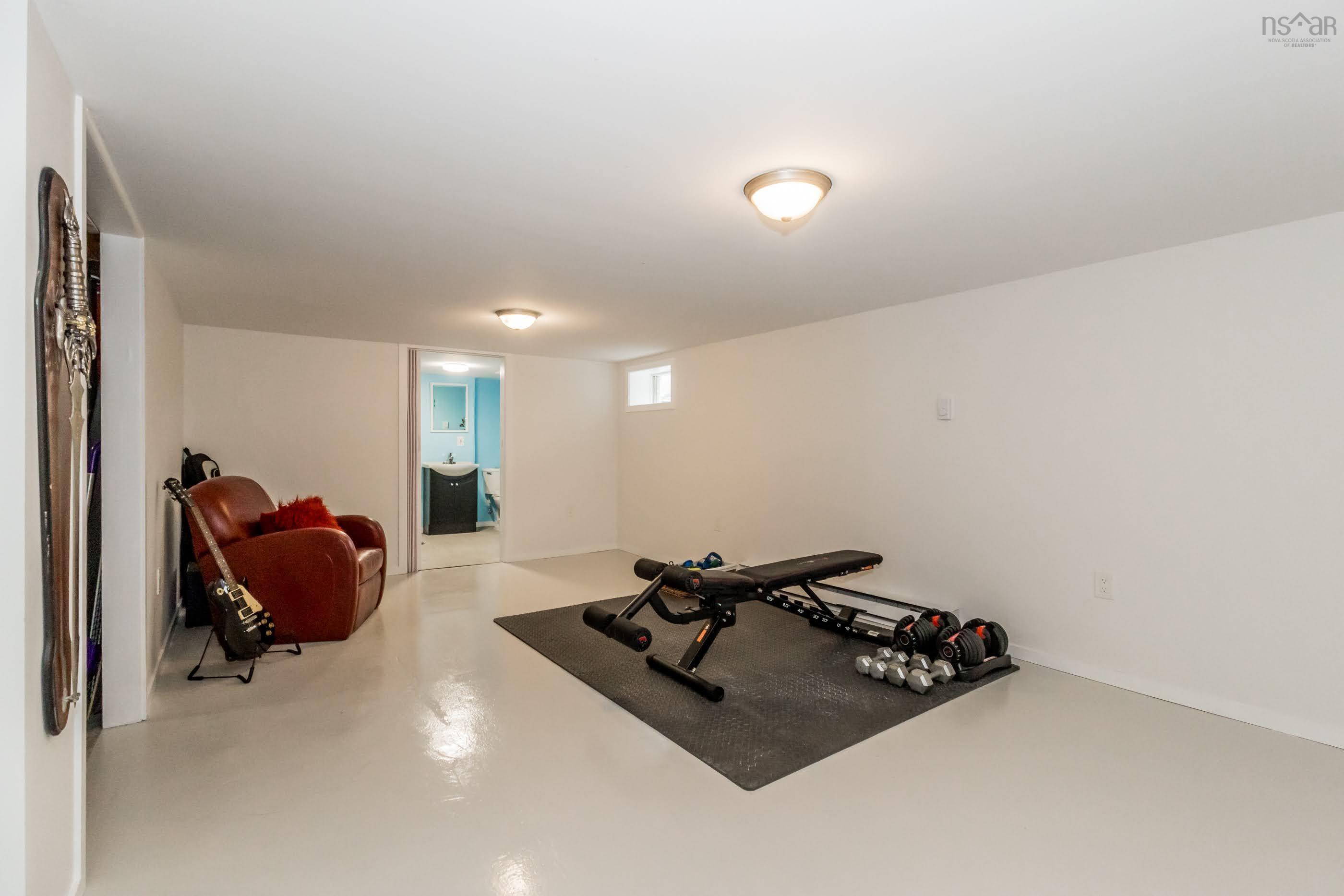 $449,900.00: 16 Hillcrest Avenue, Nictaux