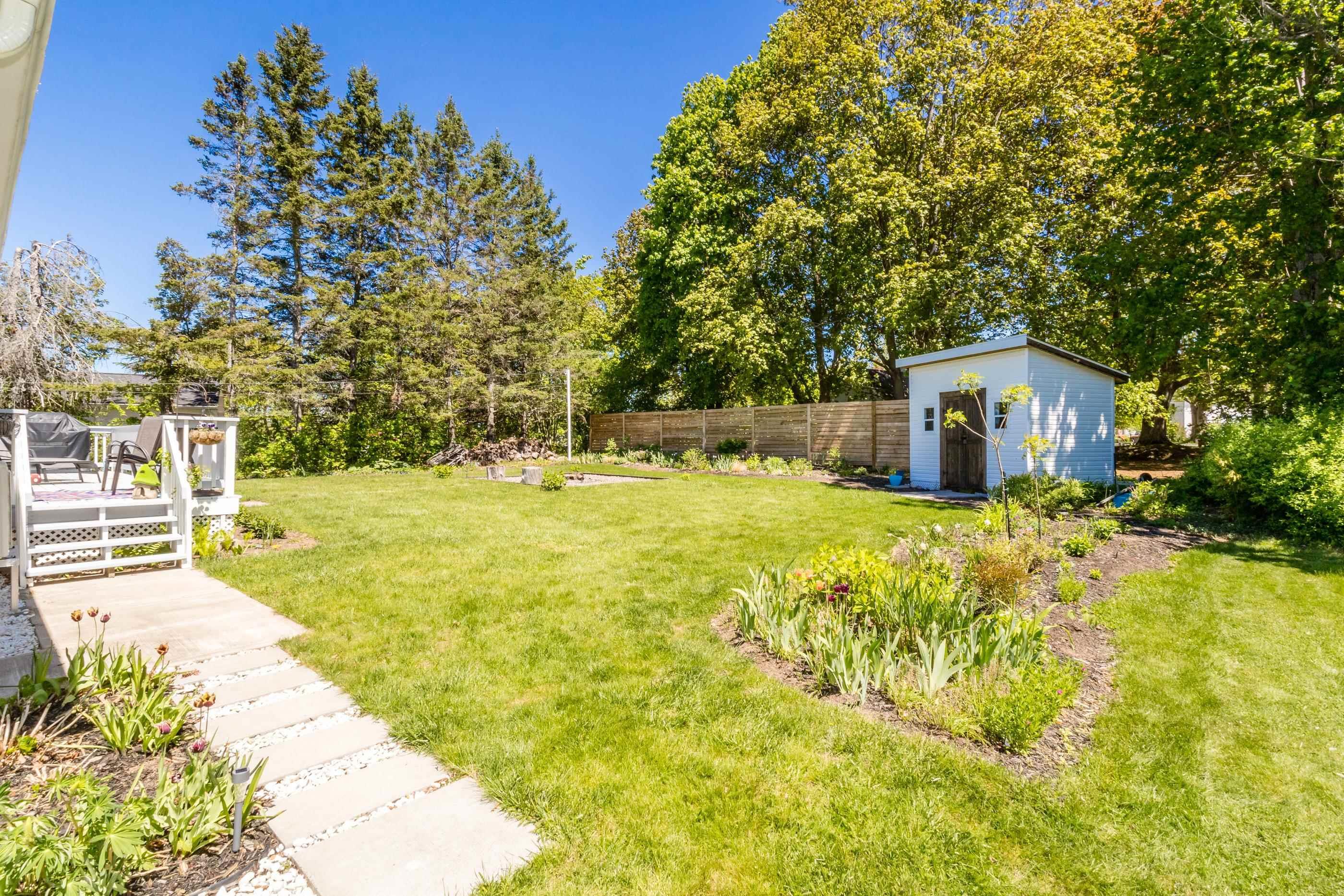 $449,900.00: 16 Hillcrest Avenue, Nictaux
