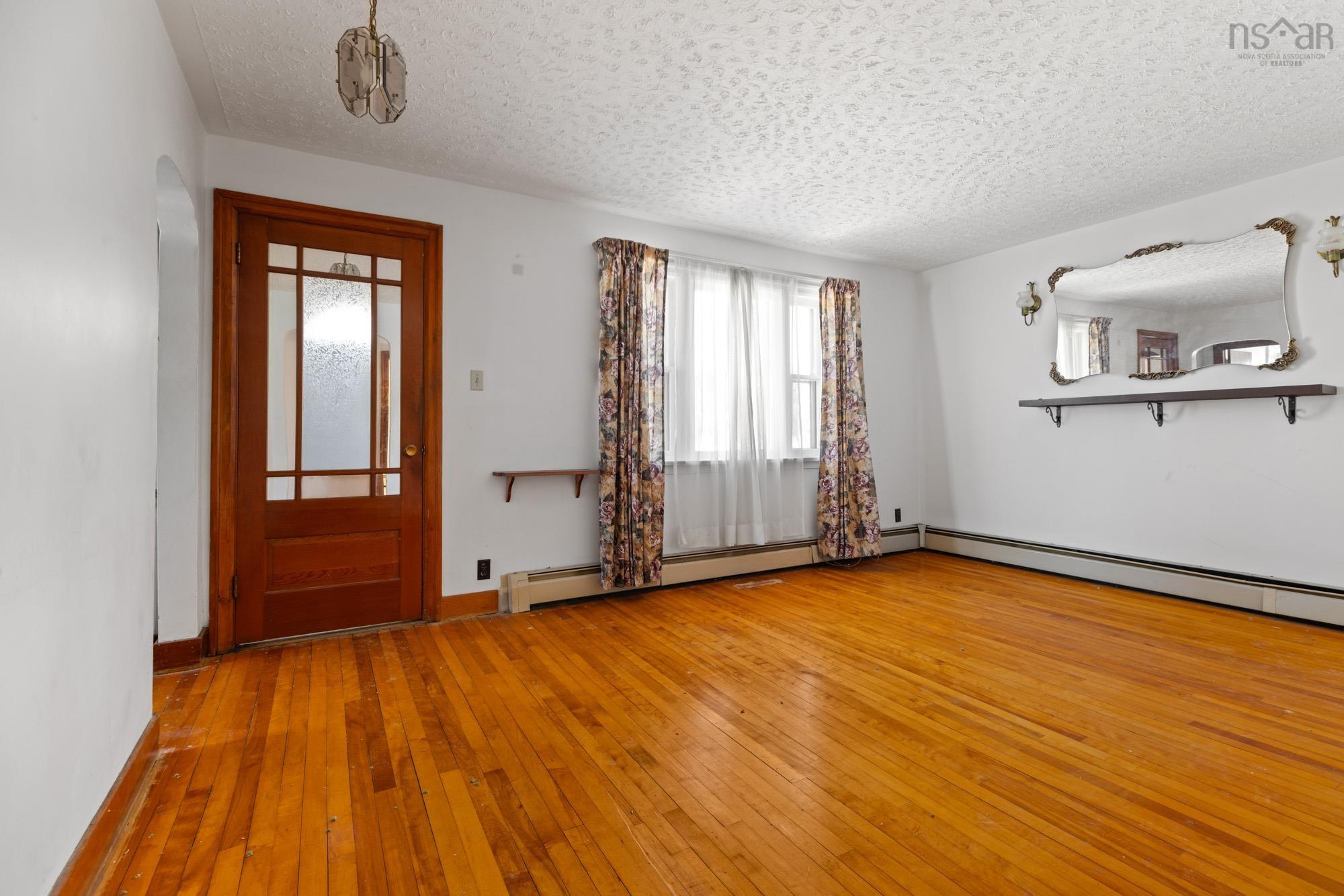 $499,000.00: 3794 High Street, Halifax