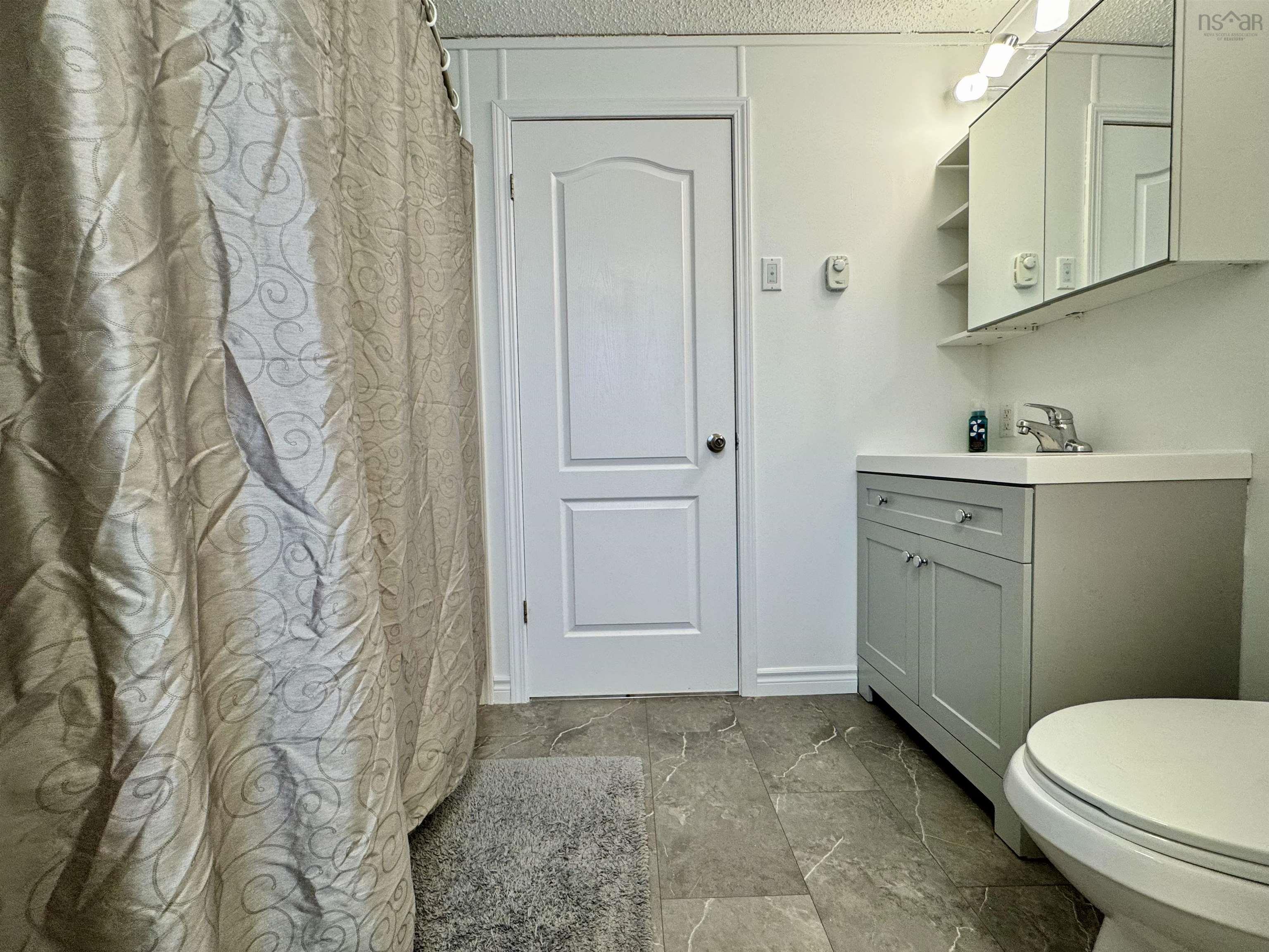 $239,900.00: 14 Shirley Avenue, Mount Uniacke