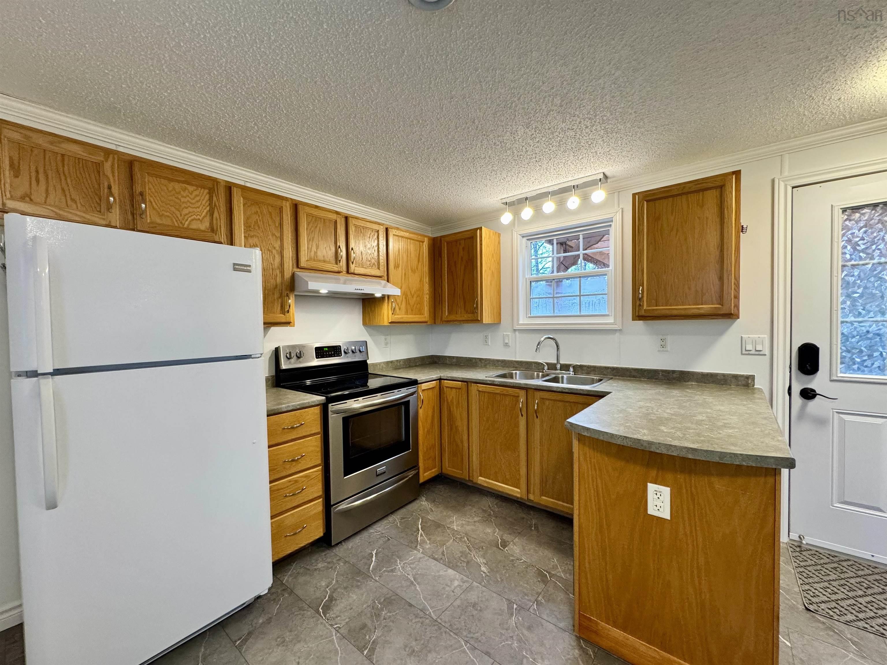 $239,900.00: 14 Shirley Avenue, Mount Uniacke