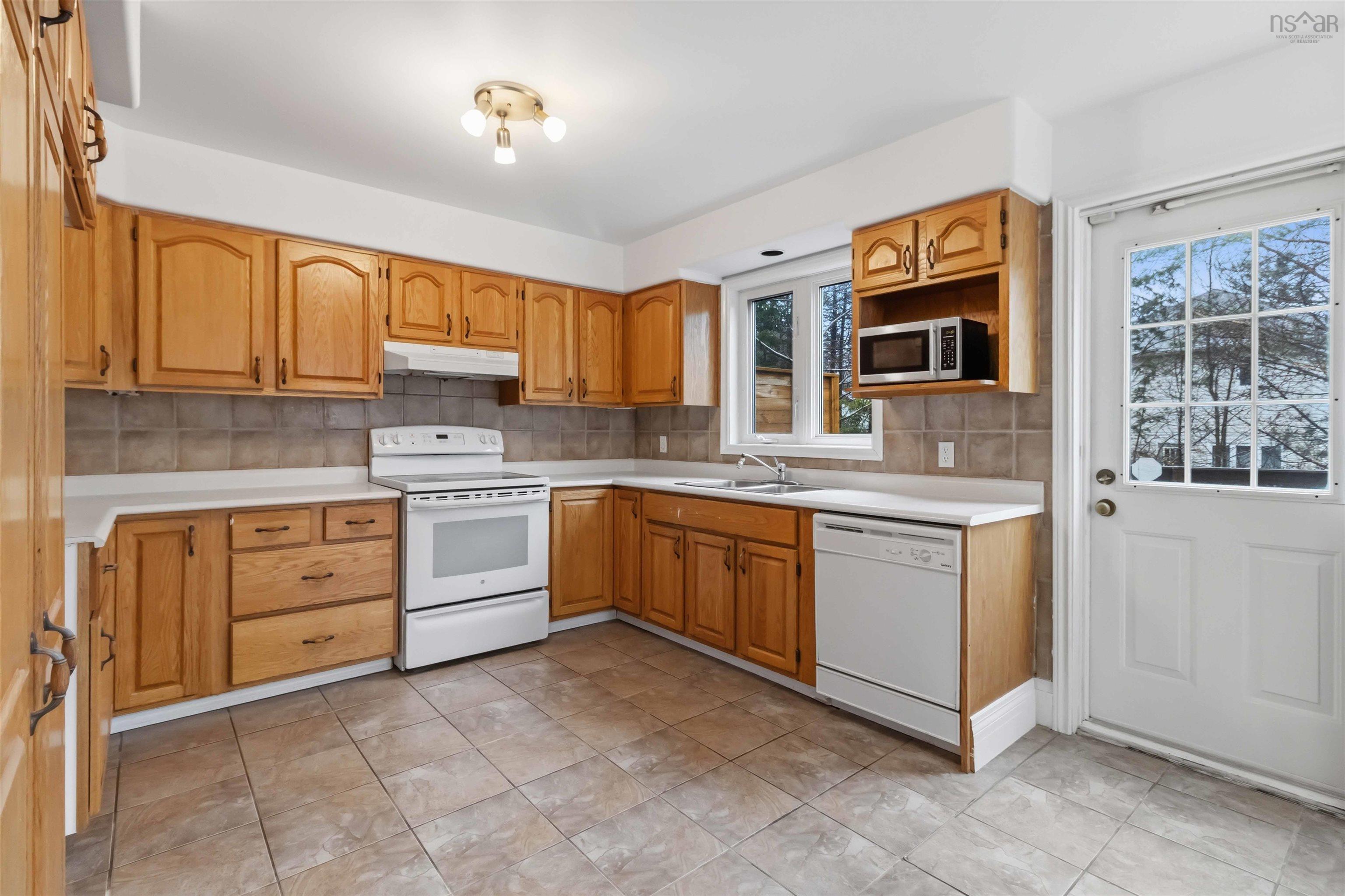 34 Wembley Place, Clayton Park, NS (MLS 202607617)