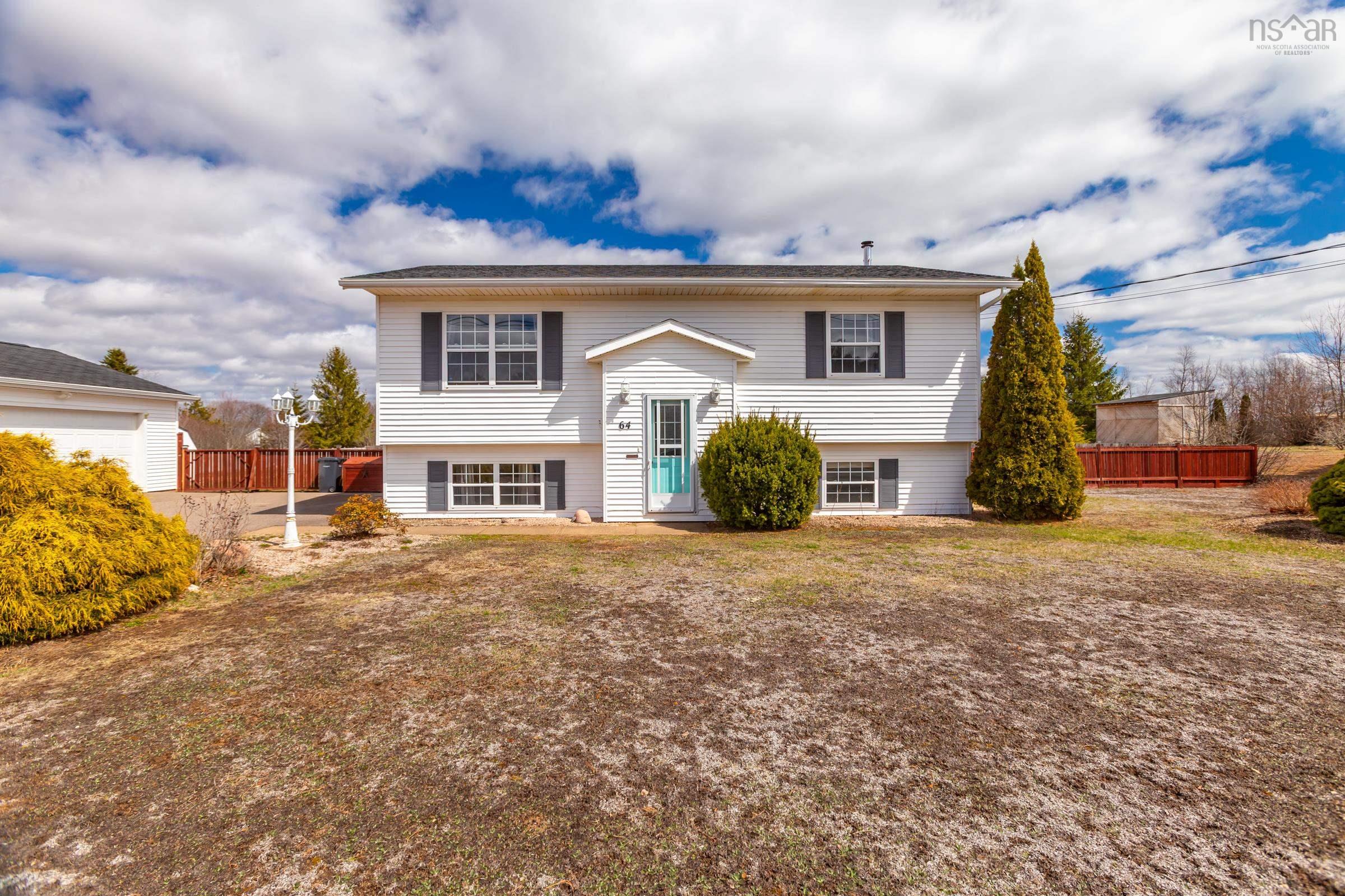 $399,500.00: 64 Seth Drive, Wilmot