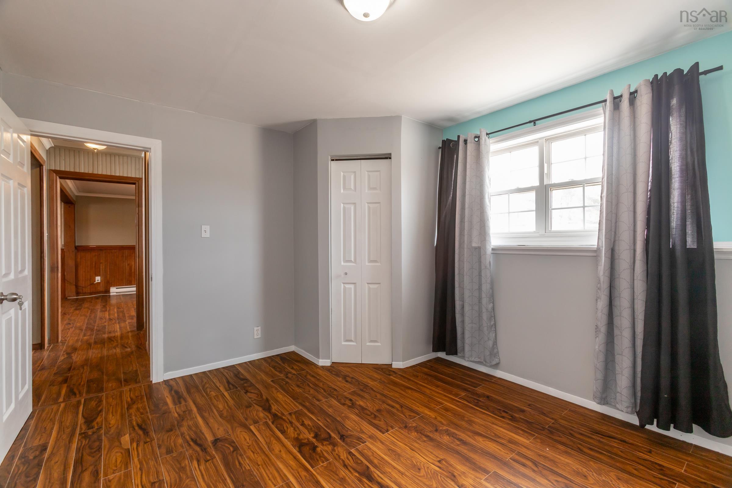 $399,500.00: 64 Seth Drive, Wilmot