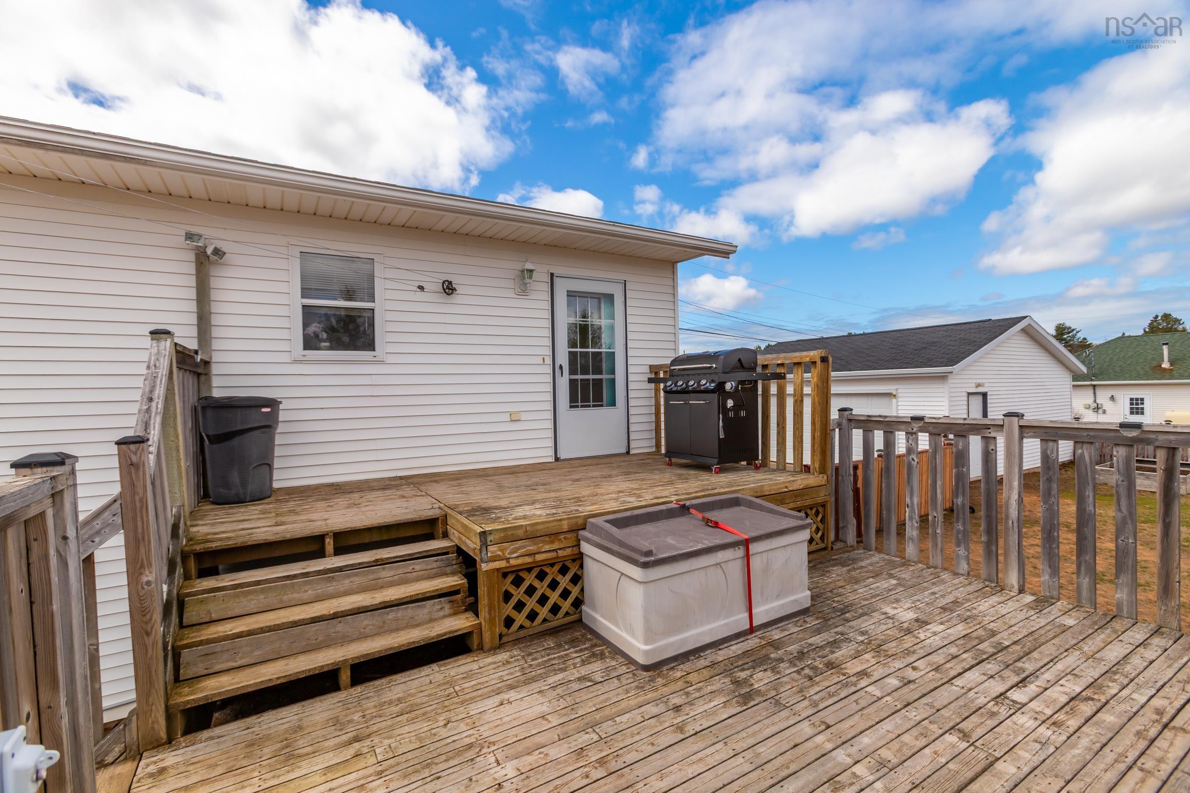 $399,500.00: 64 Seth Drive, Wilmot