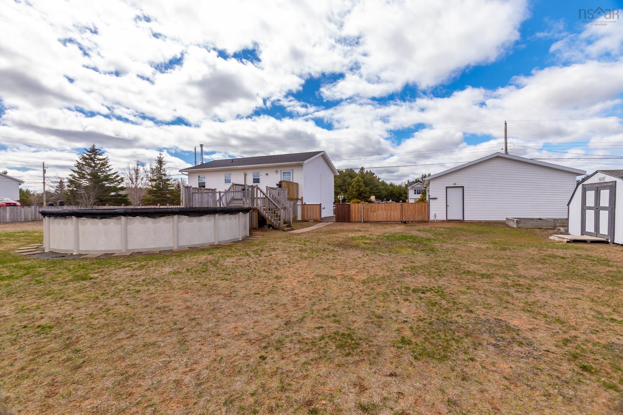 $399,500.00: 64 Seth Drive, Wilmot