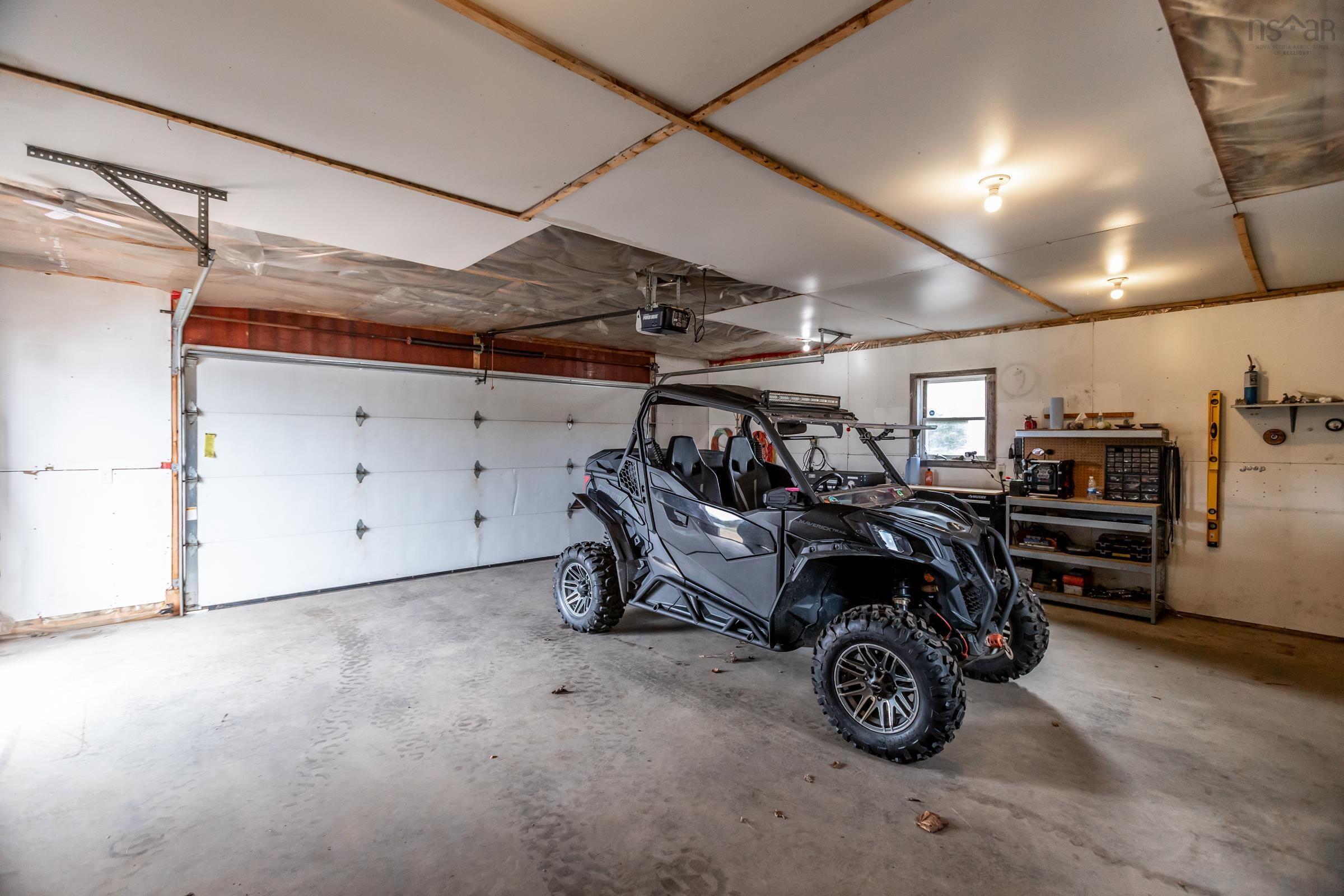 $399,500.00: 64 Seth Drive, Wilmot