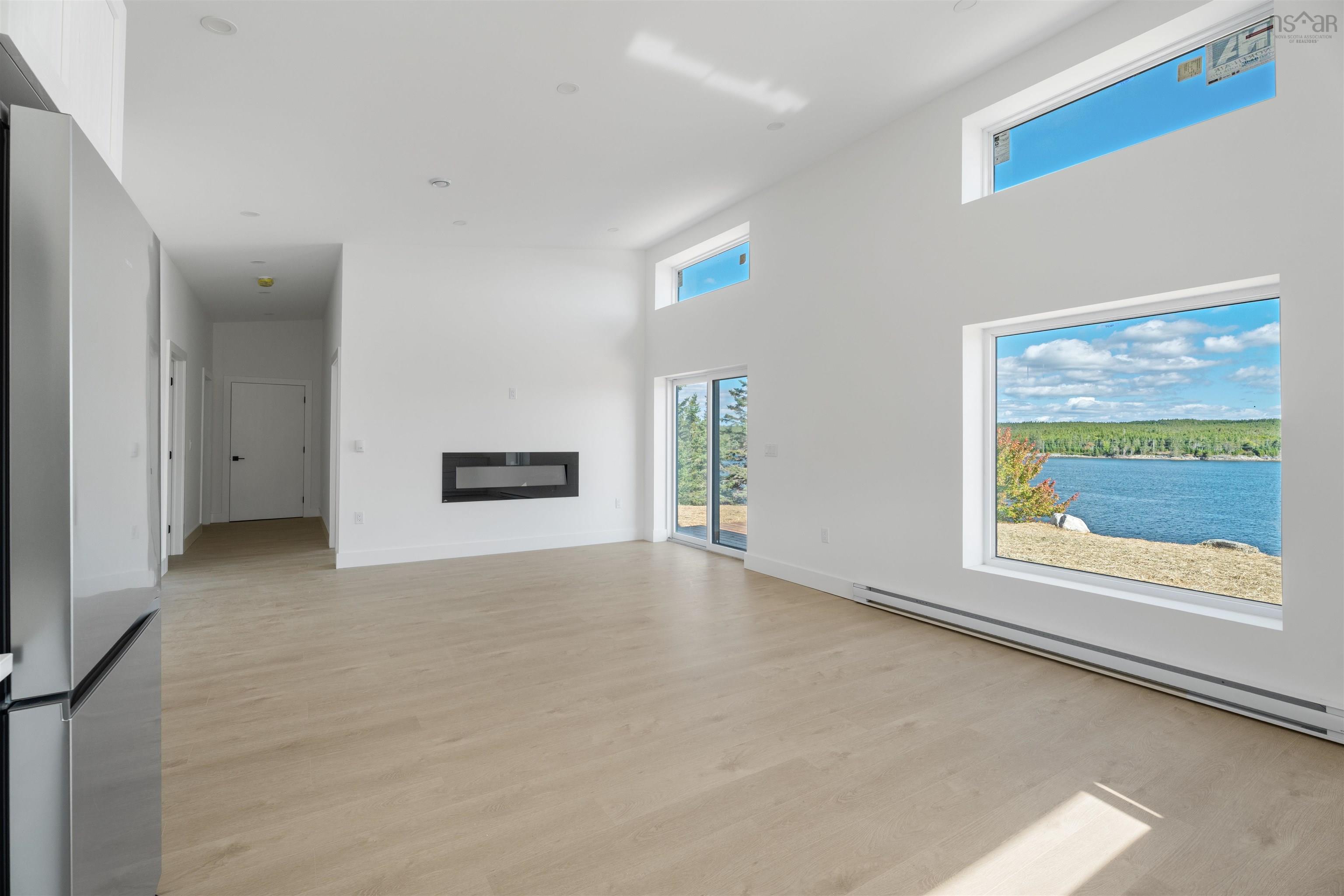 $427,500.00: 659 West Liscomb Point Road, Liscomb