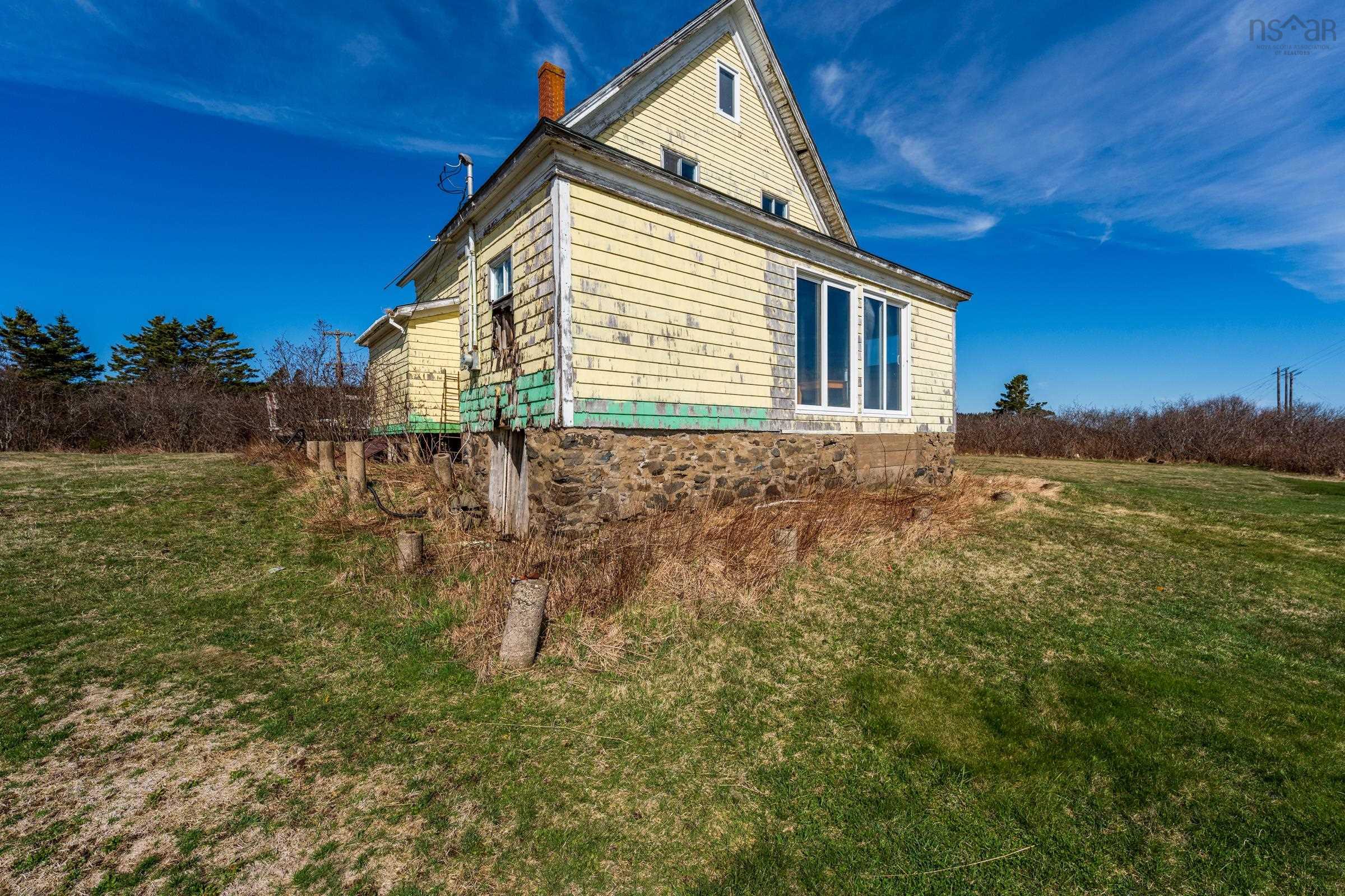 $89,000.00: 3284 Highway 217, Tiverton