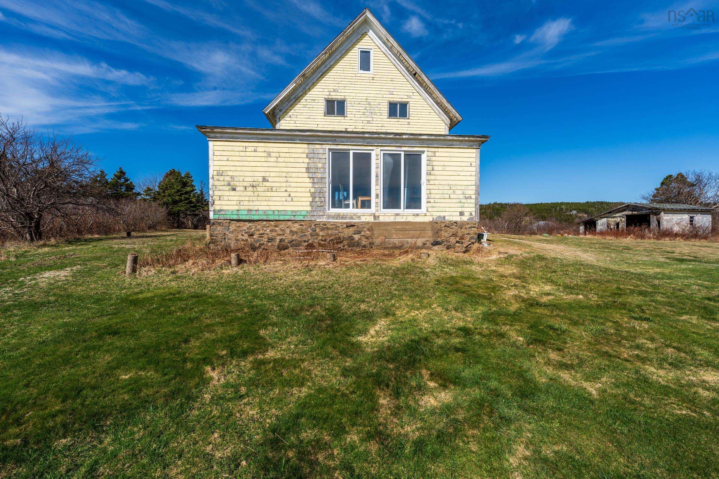 $89,000.00: 3284 Highway 217, Tiverton